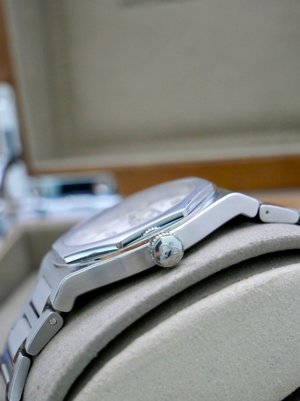 Gerard-Perregaux Laureato