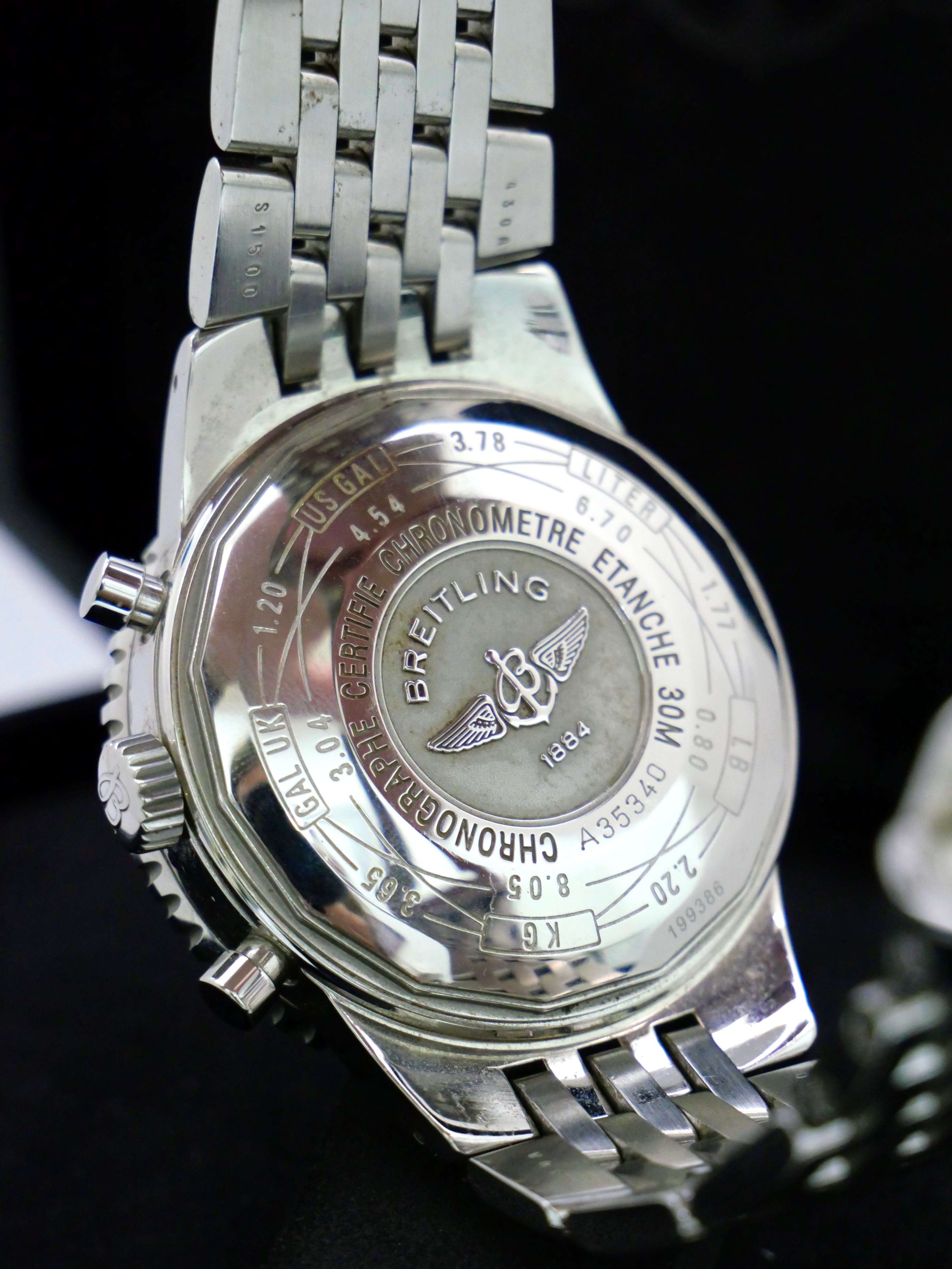 Breitling Navitimer