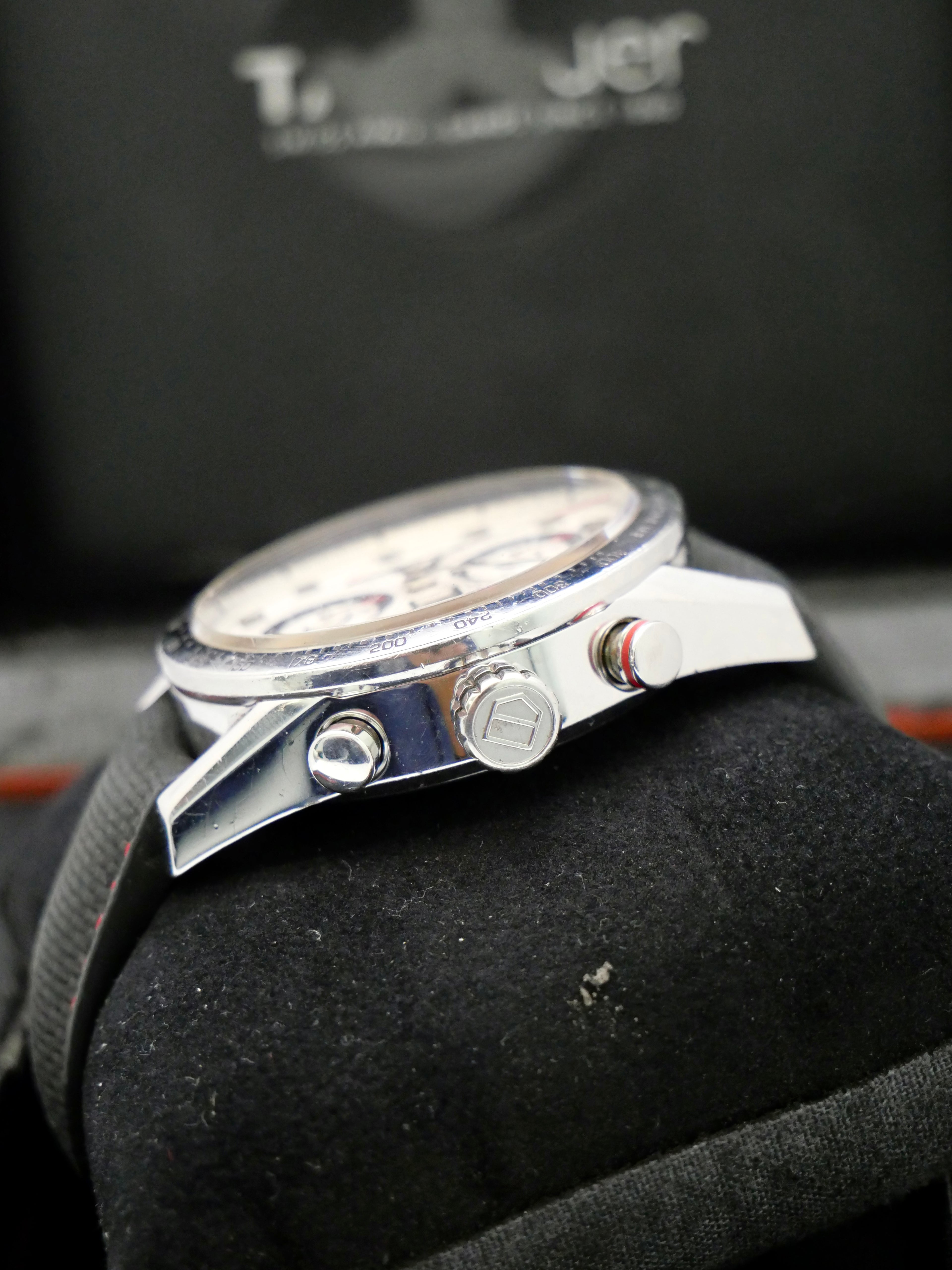 TAG Heuer Carrera