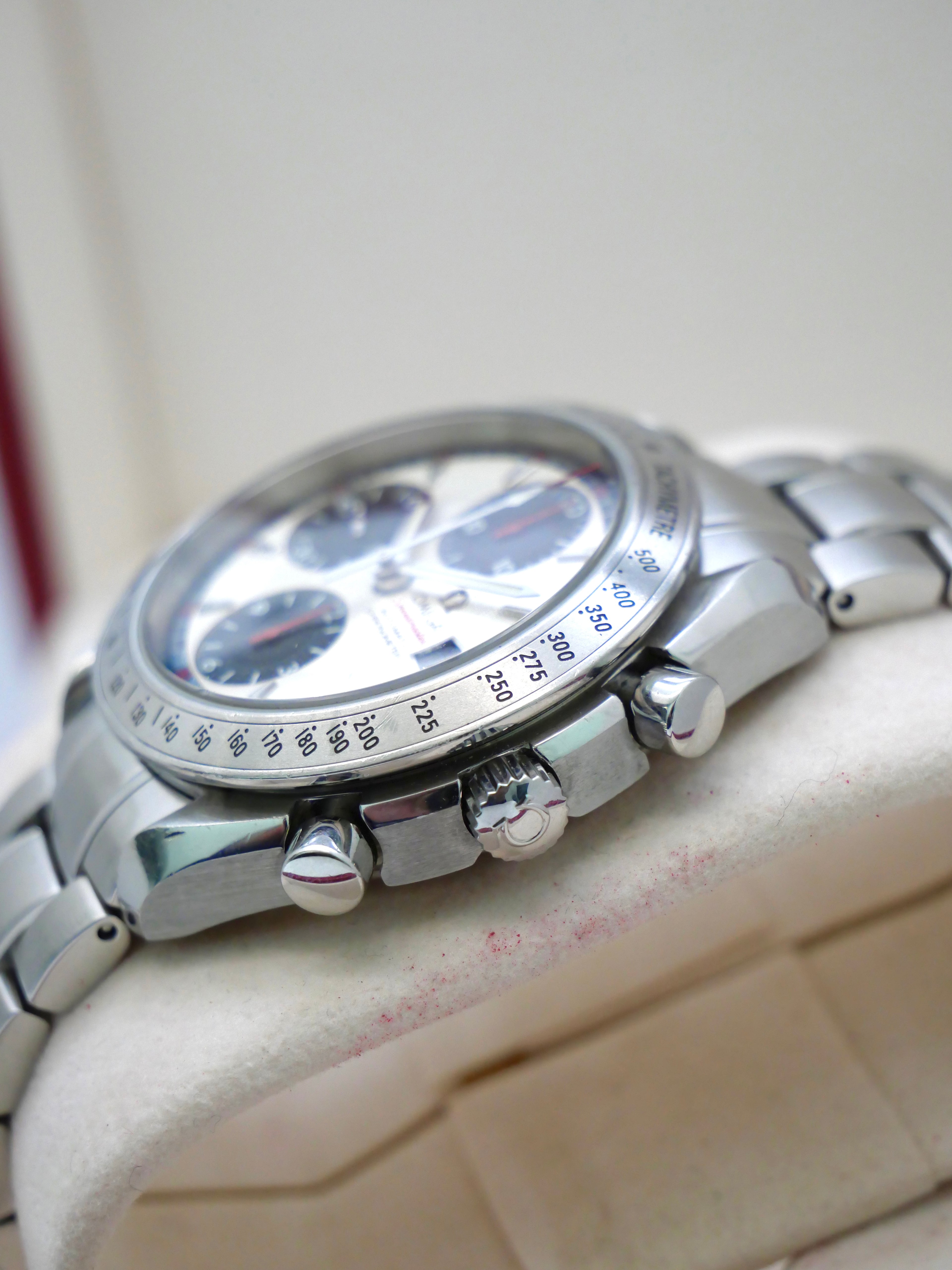 Omega Speedmaster Date