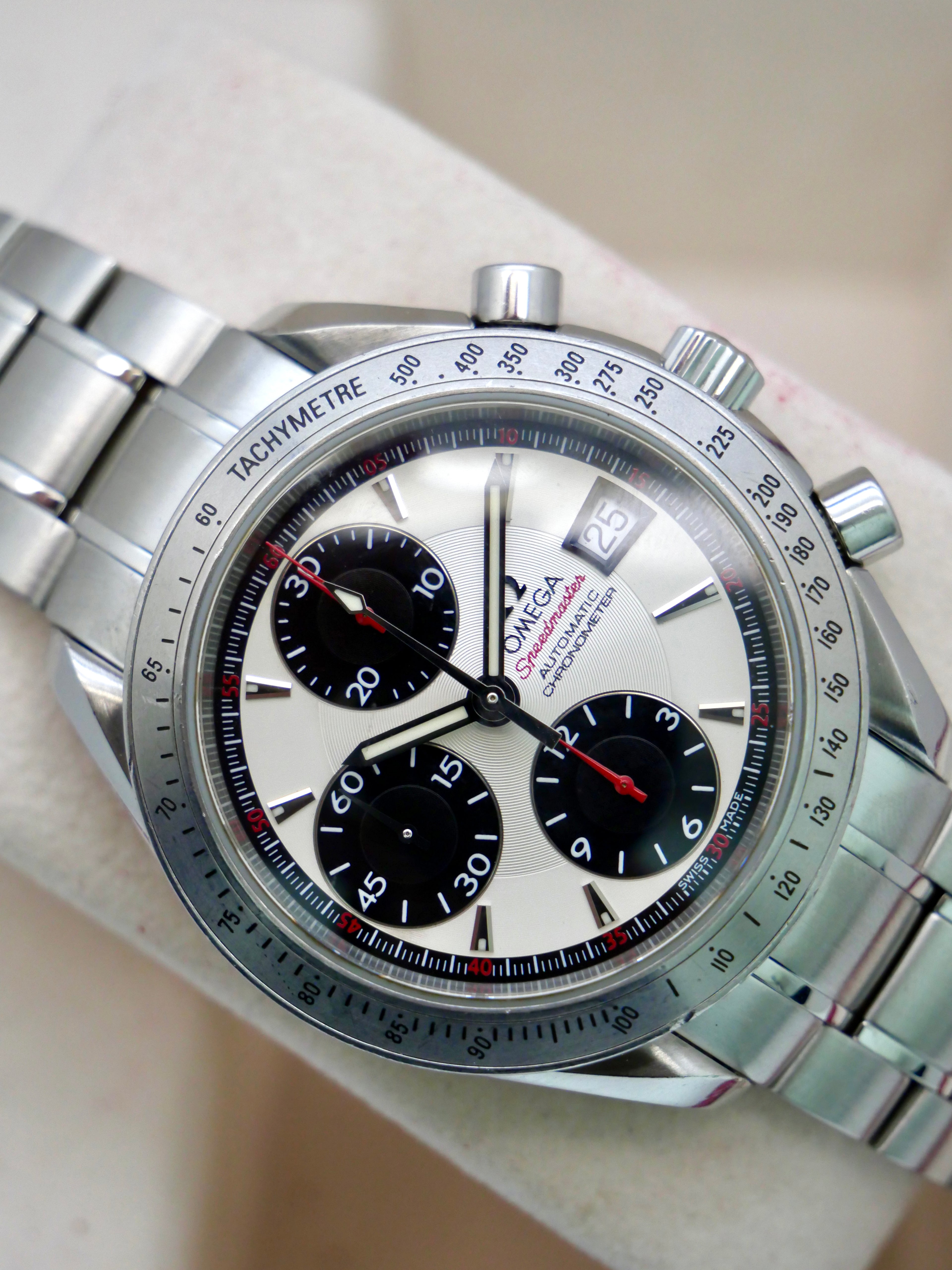 Omega Speedmaster Date