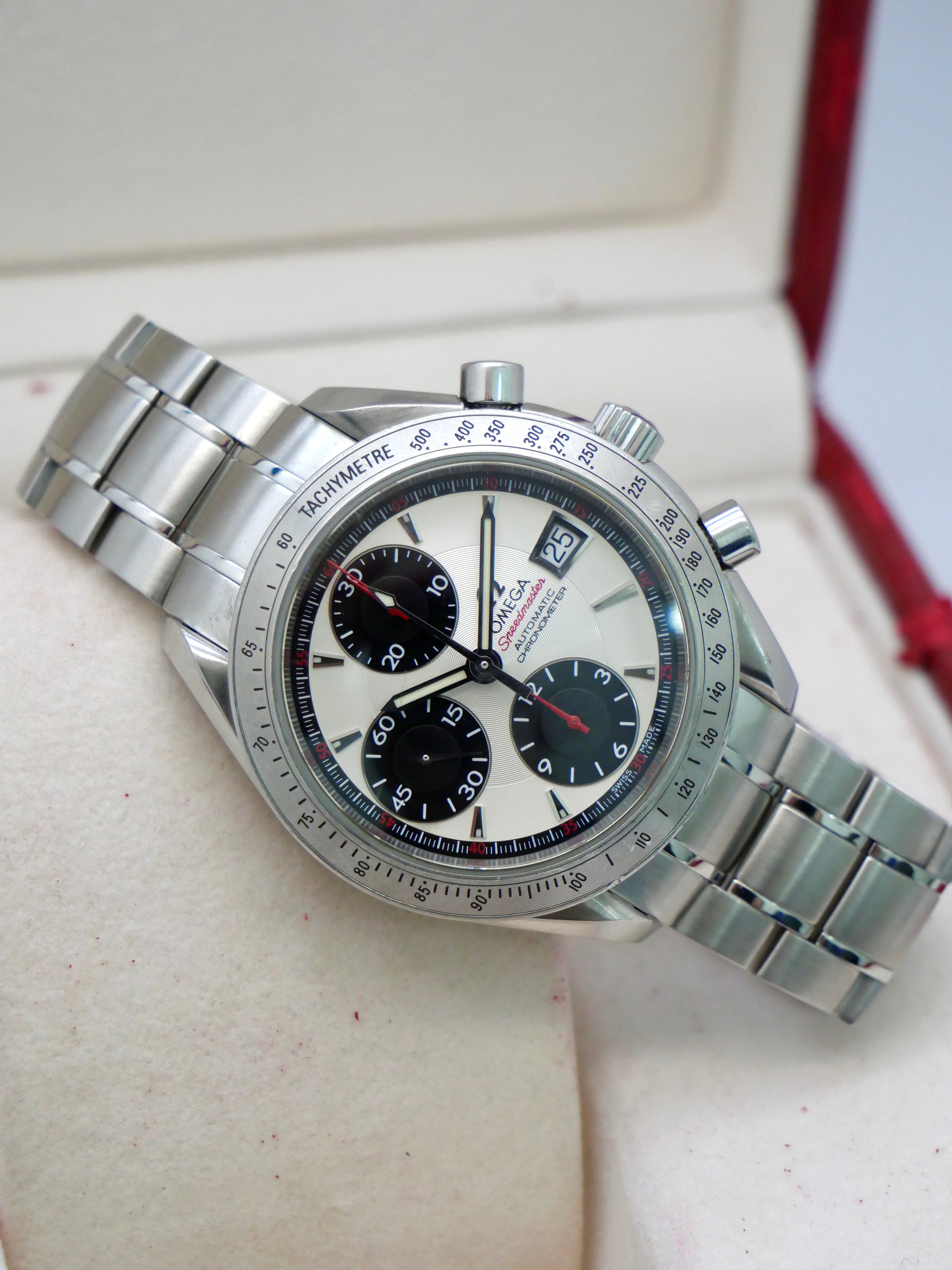 Omega Speedmaster Date
