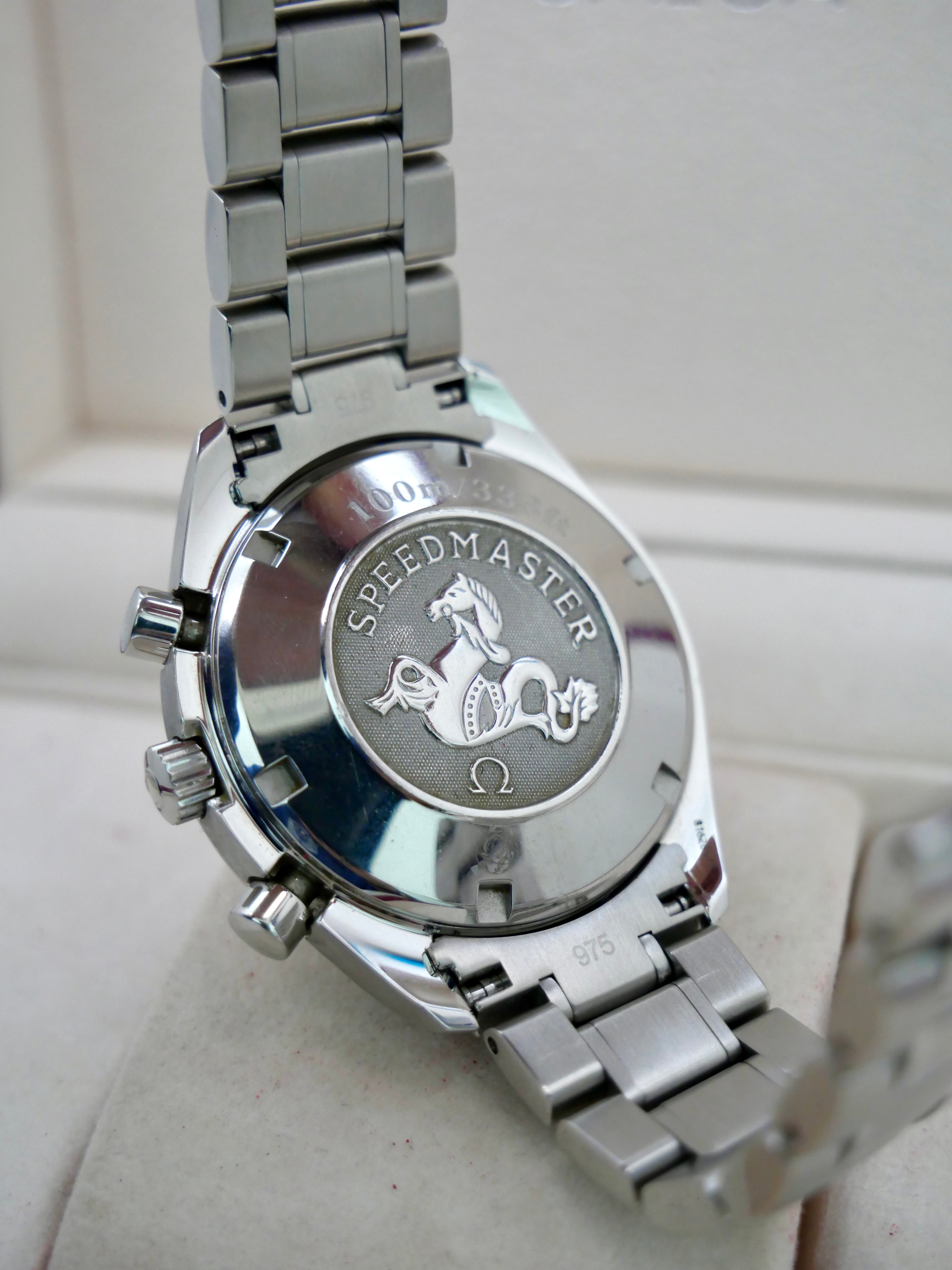 Omega Speedmaster Date