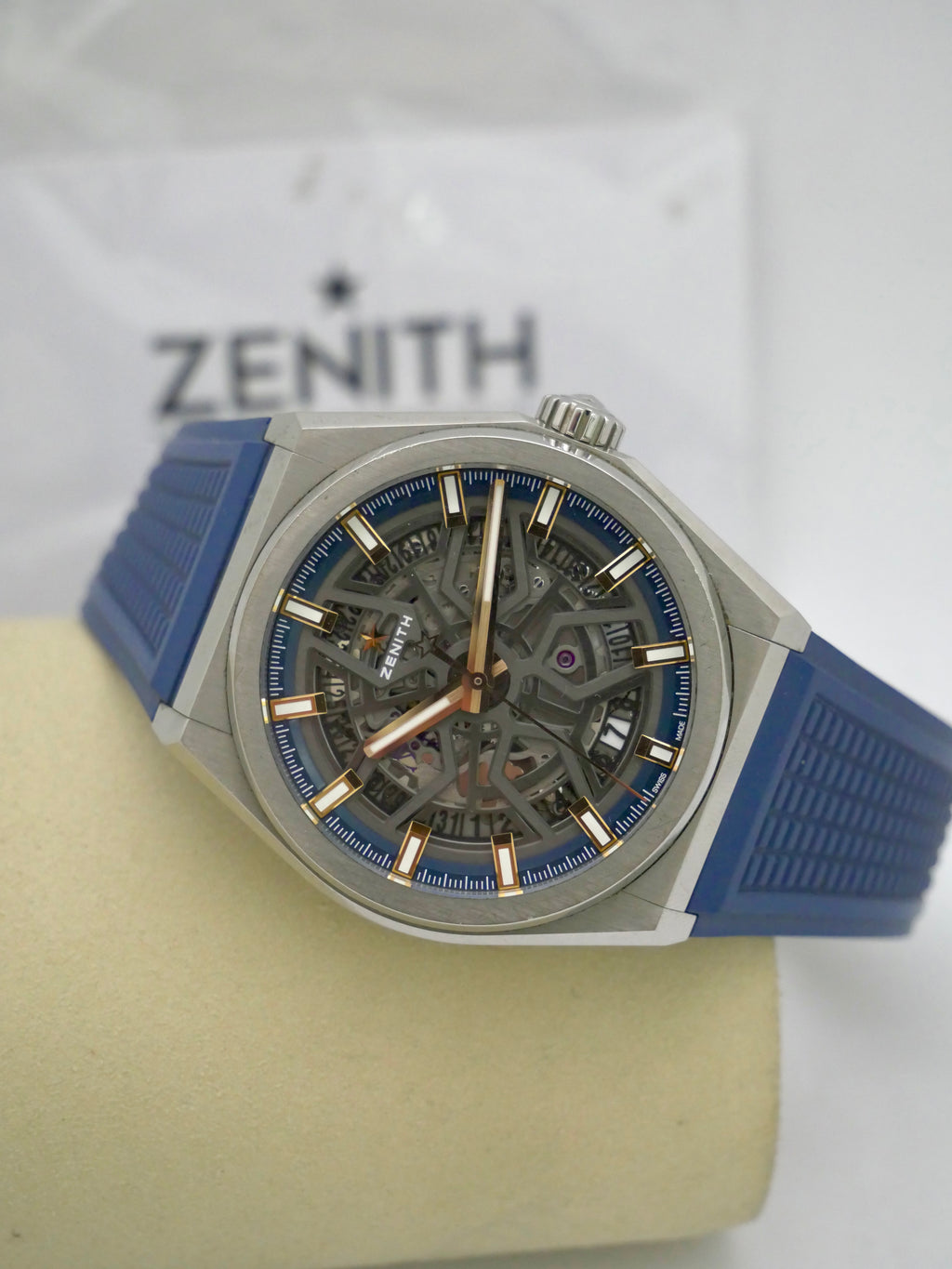 Zenith Defy Classic Titanium