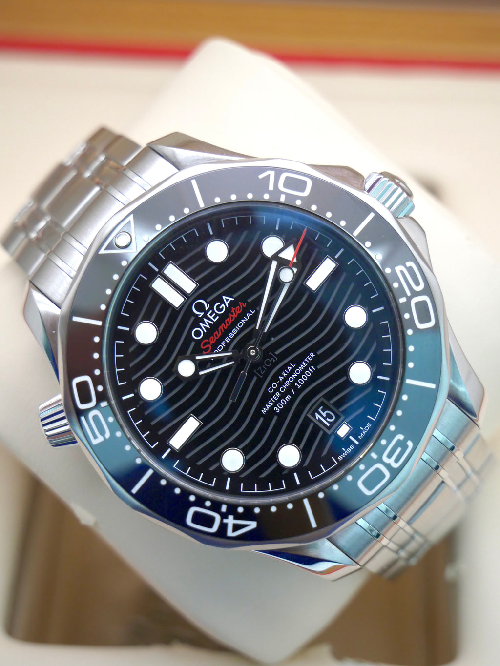 Omega Seamaster 300m