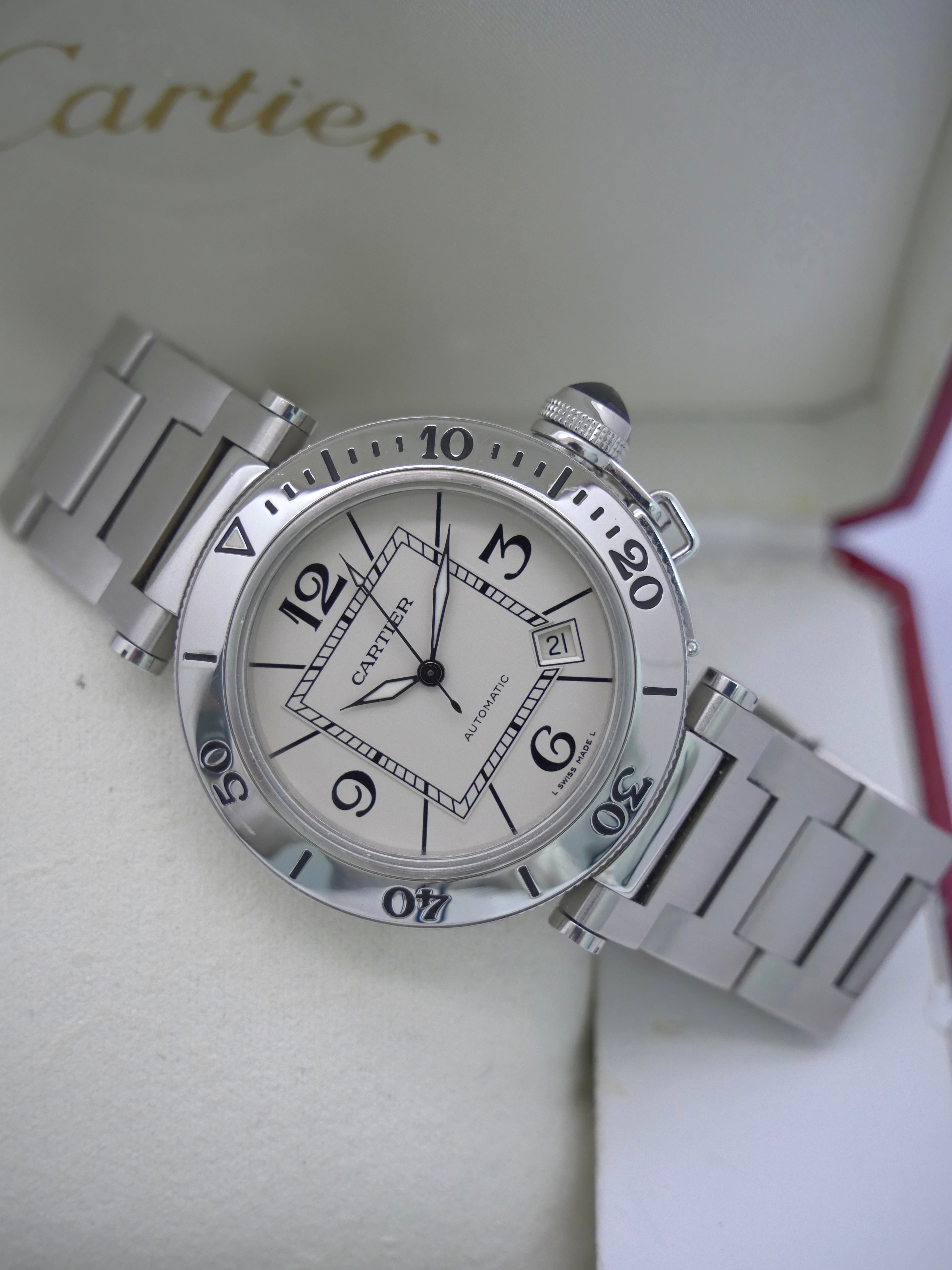 Cartier Pasha Seatimer