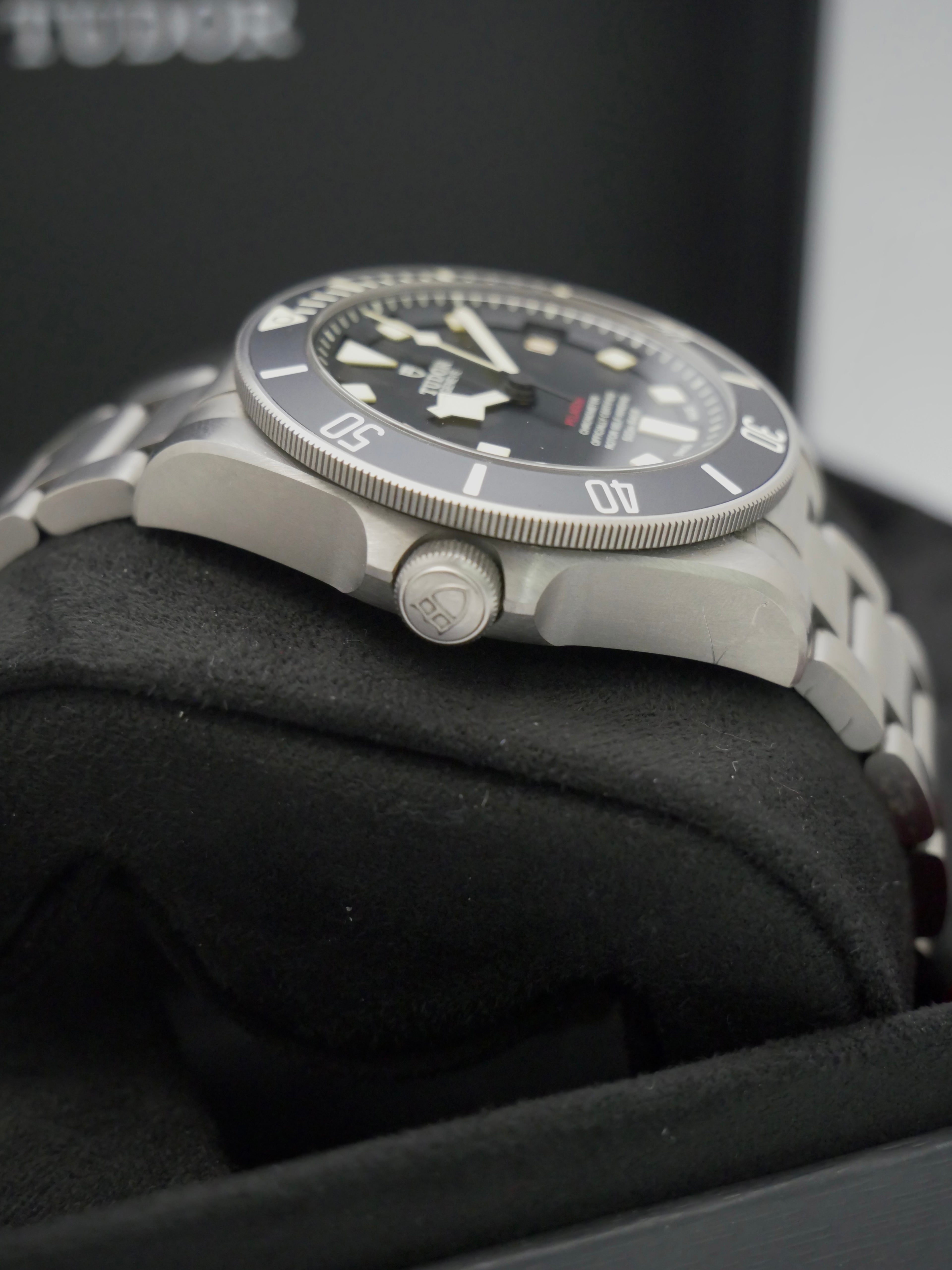 Tudor Pélagos LHD