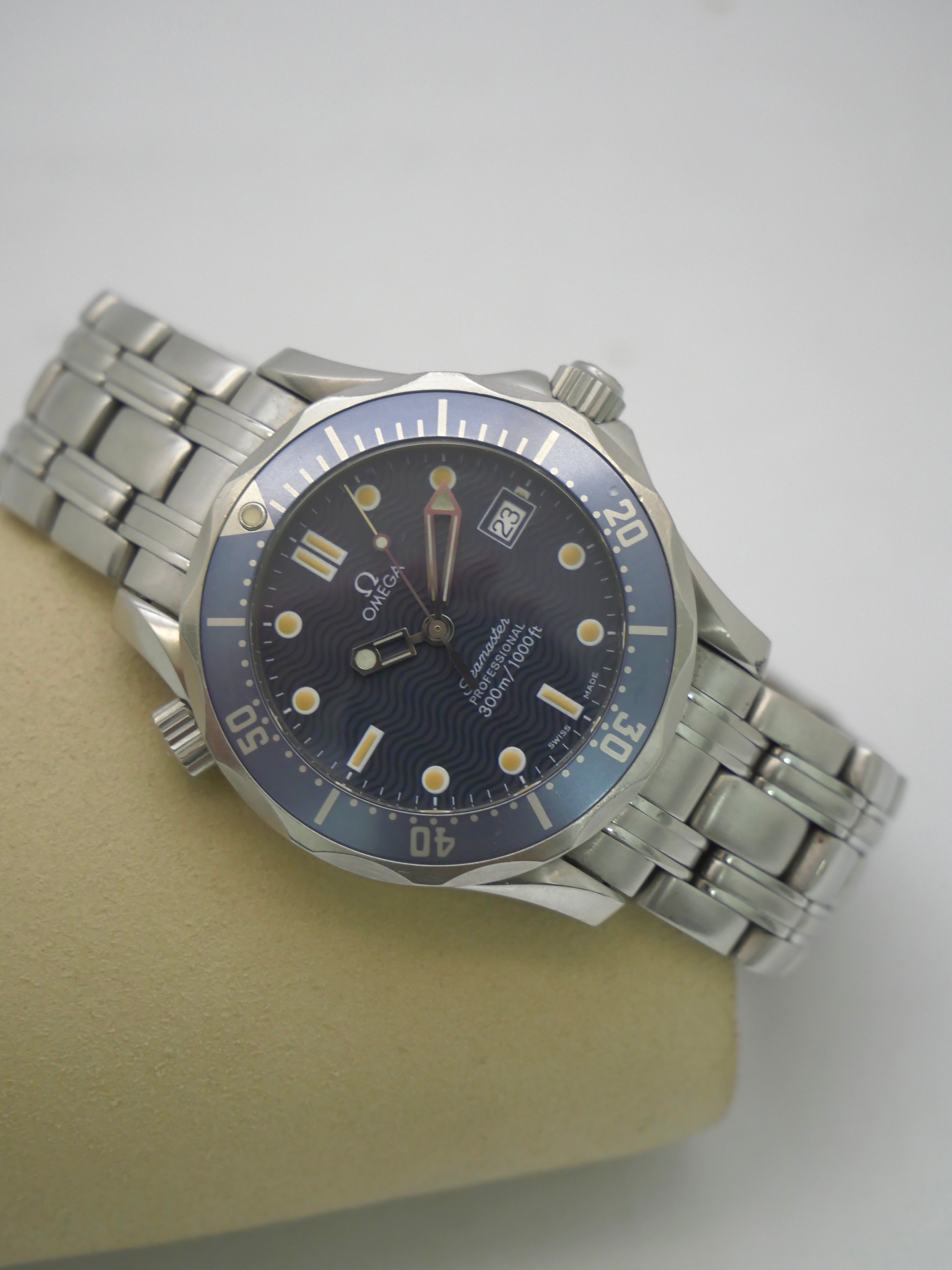 Omega Seamaster 300m