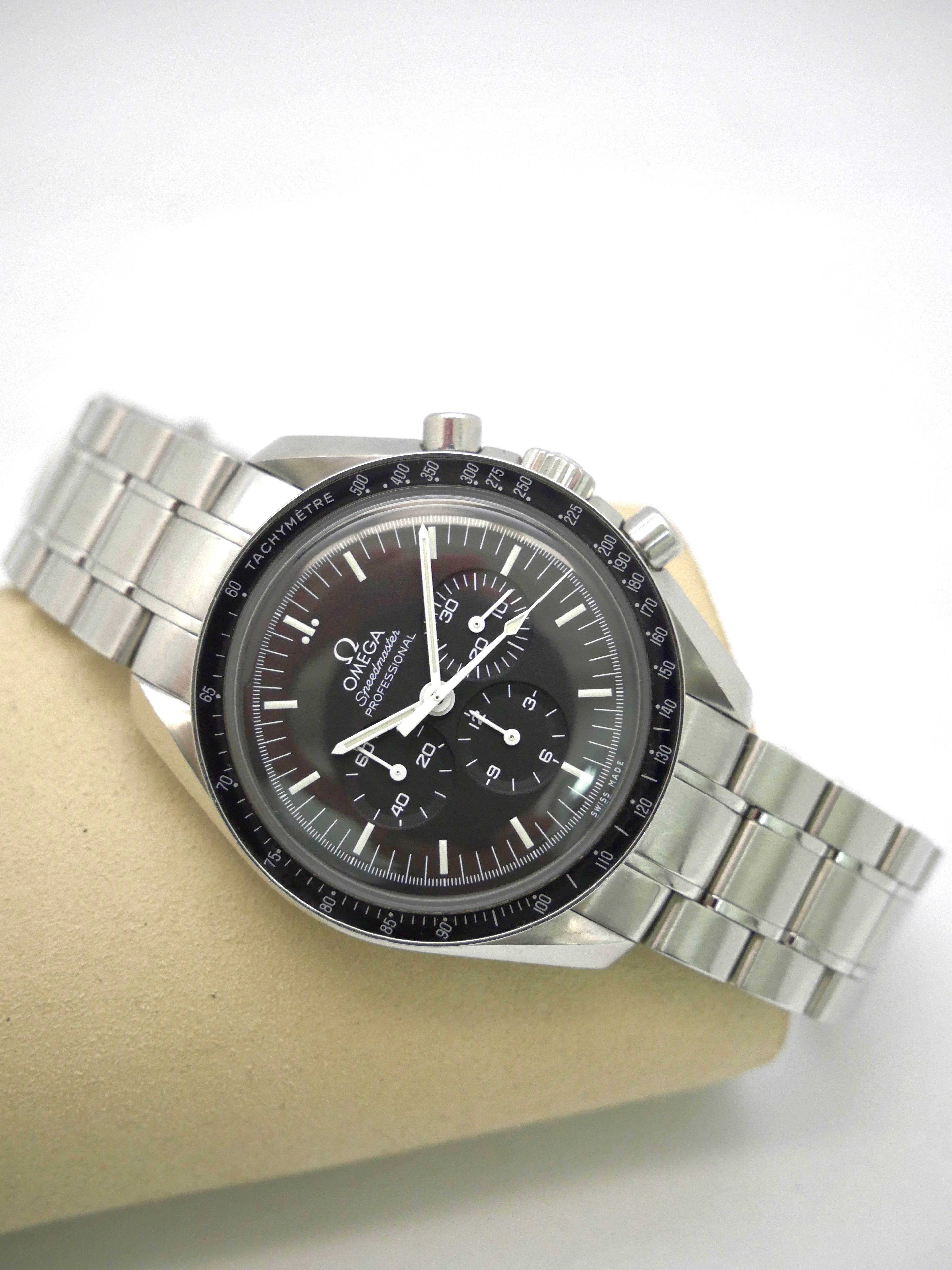 Omega Speedmaster Professional
