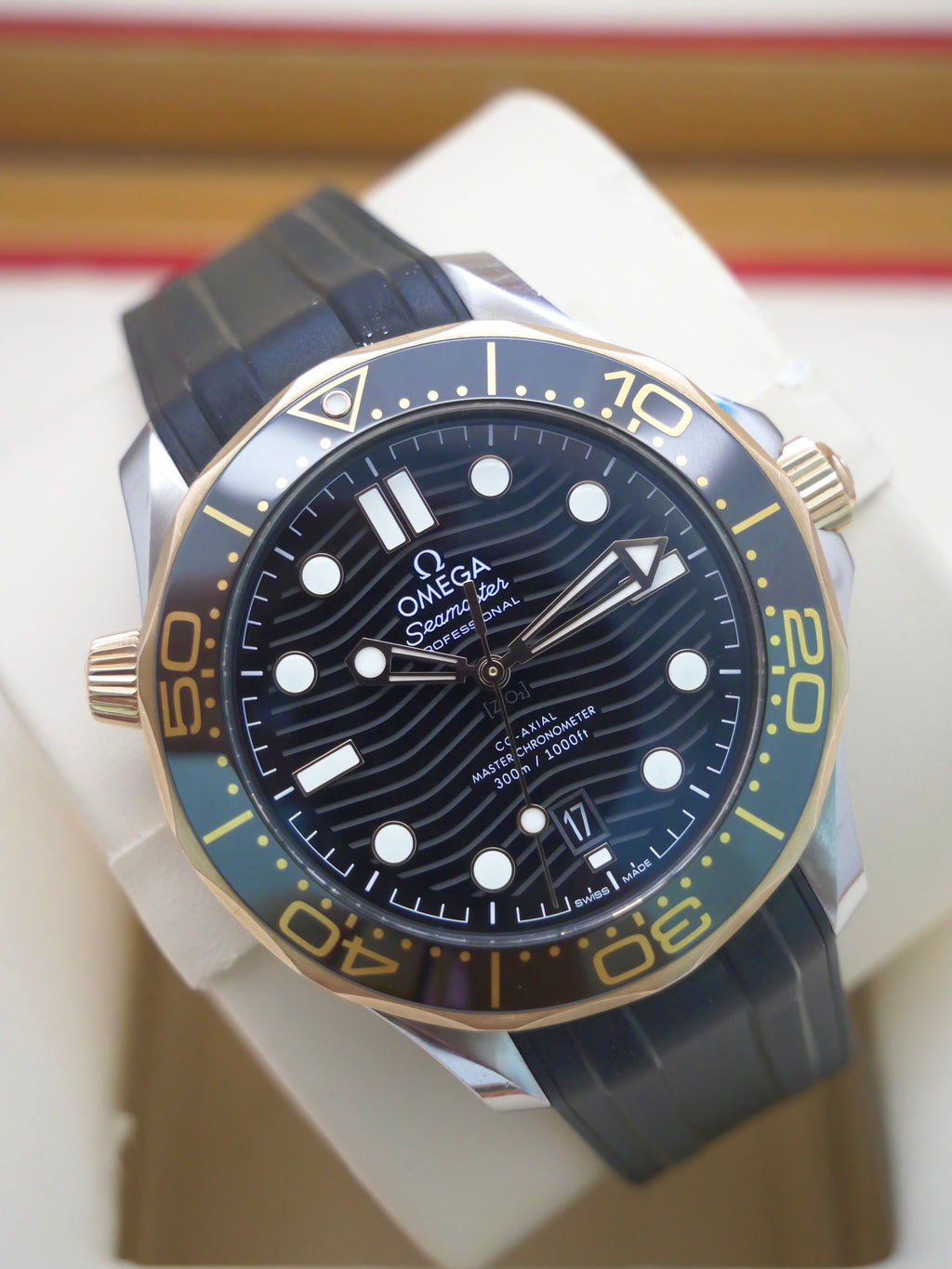 Omega Seamaster 300m