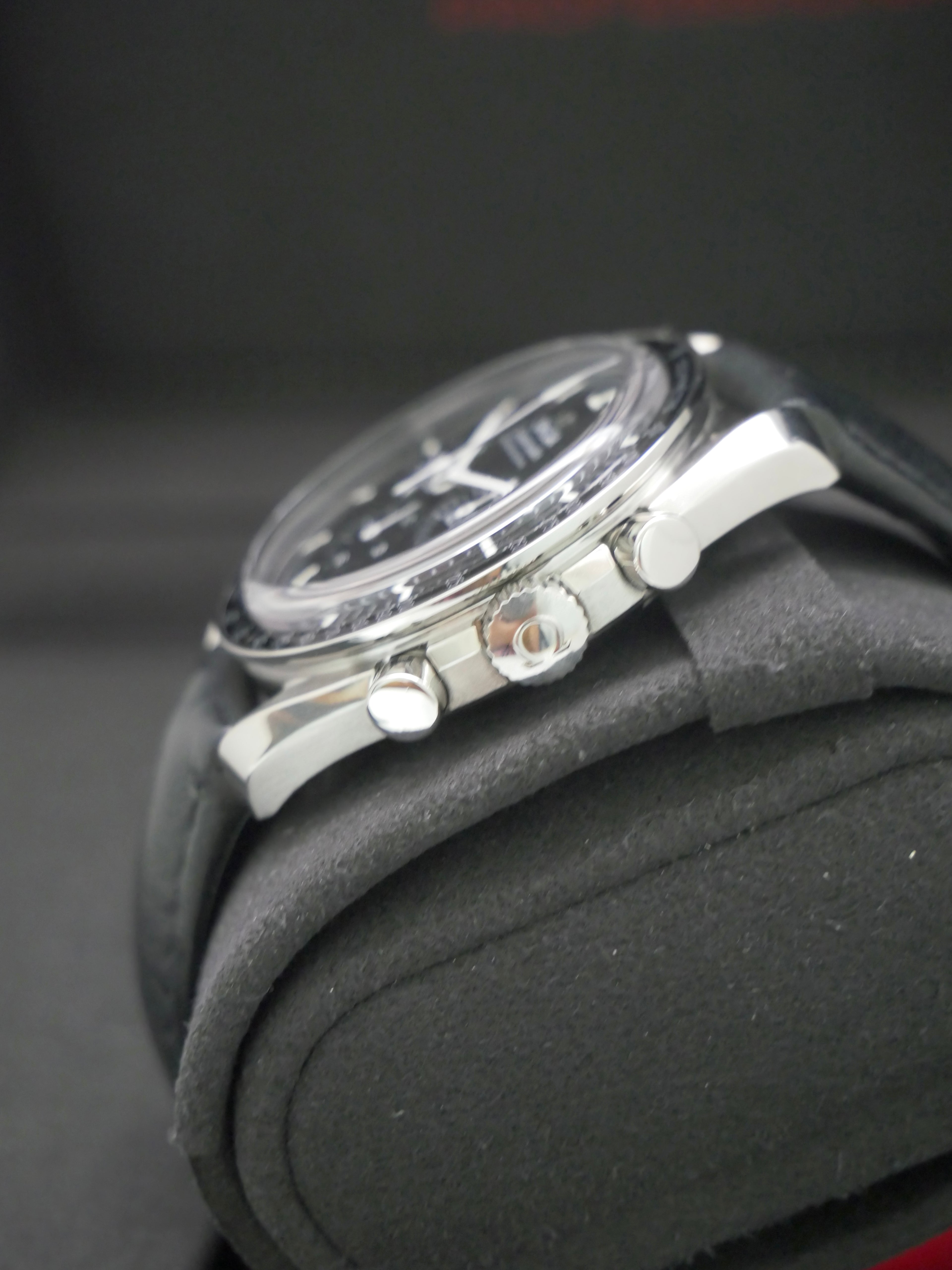 Omega Speedmaster Professional
