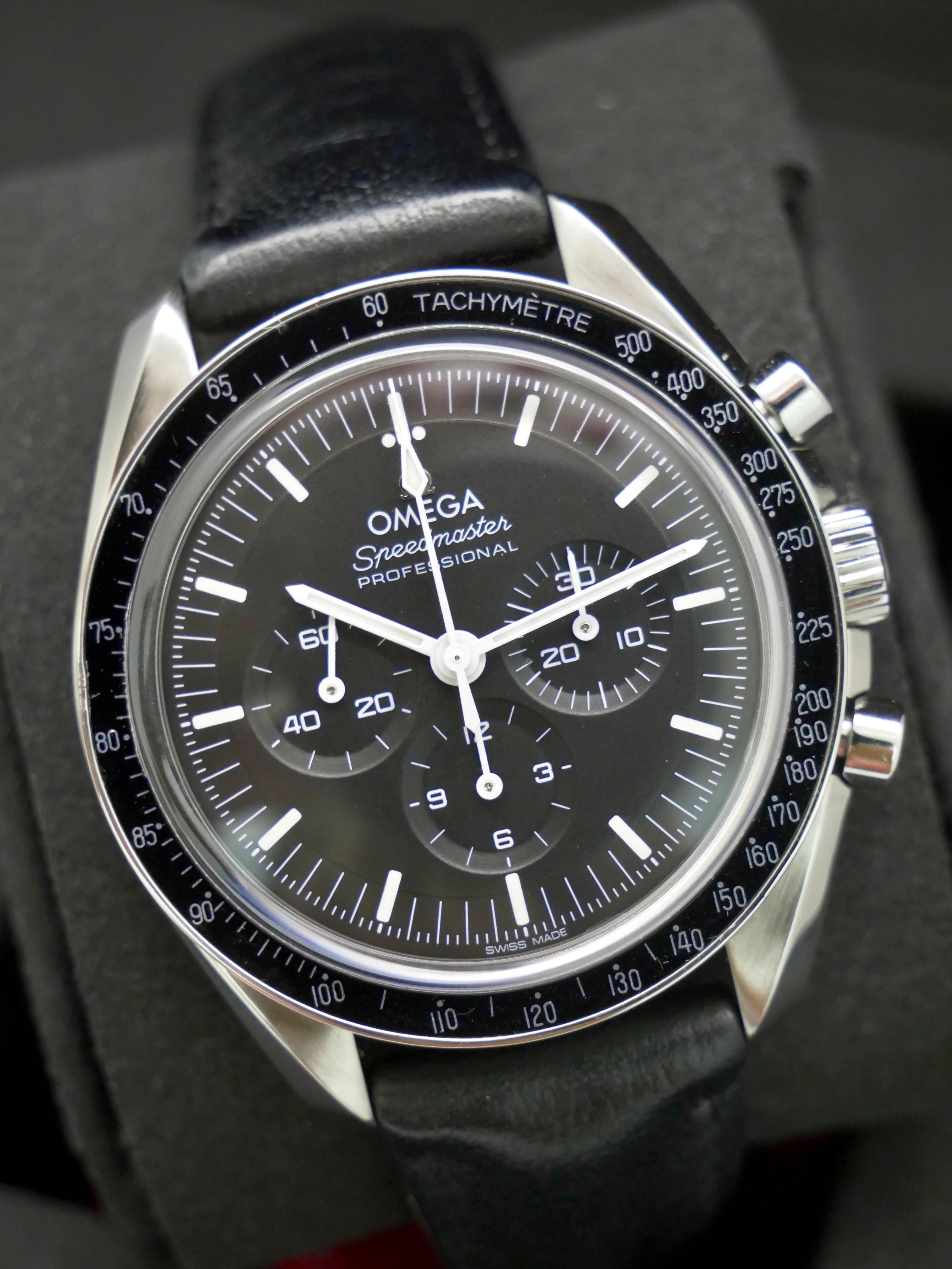 Omega Speedmaster Professional