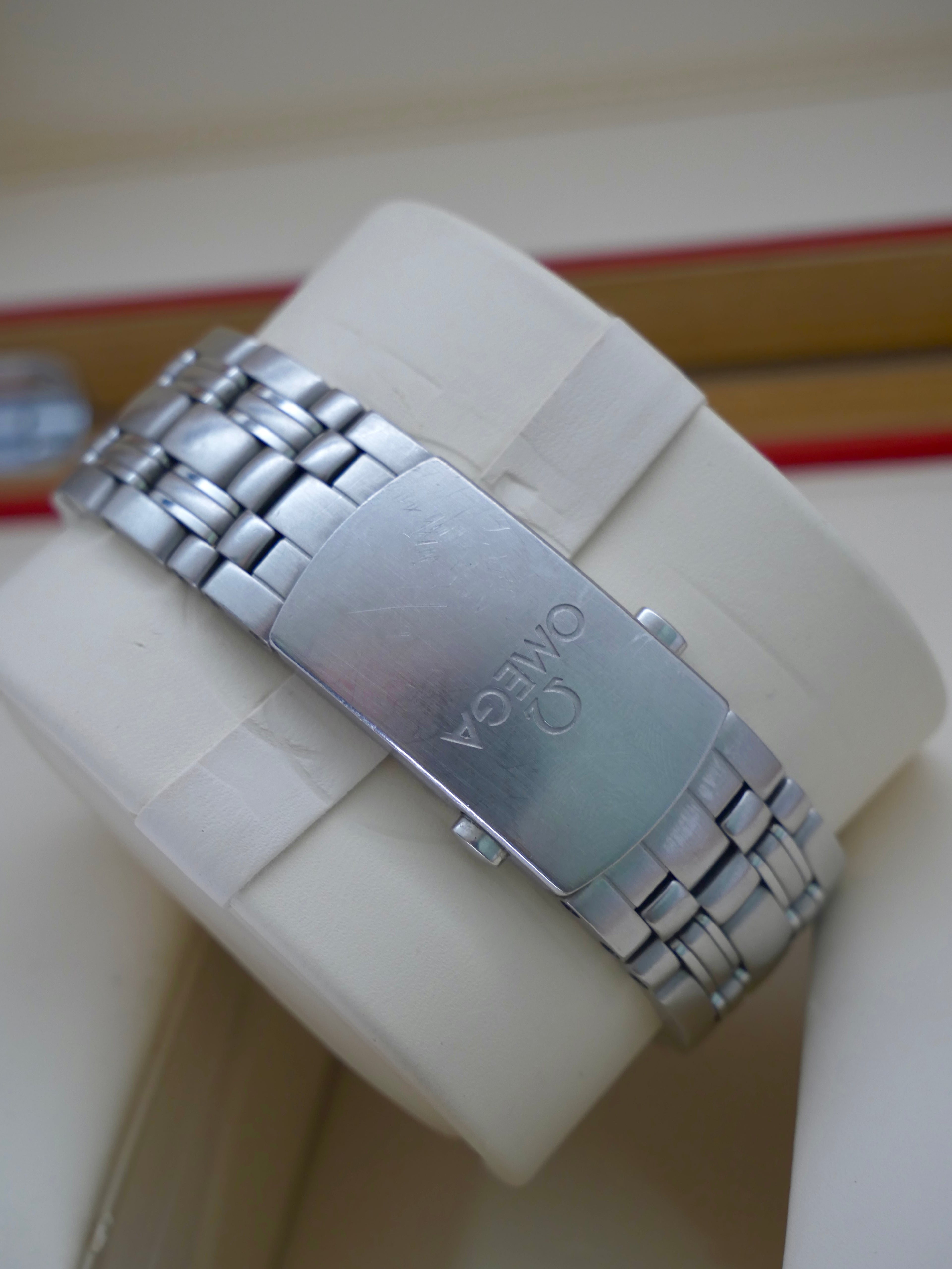 Omega Seamaster 300m