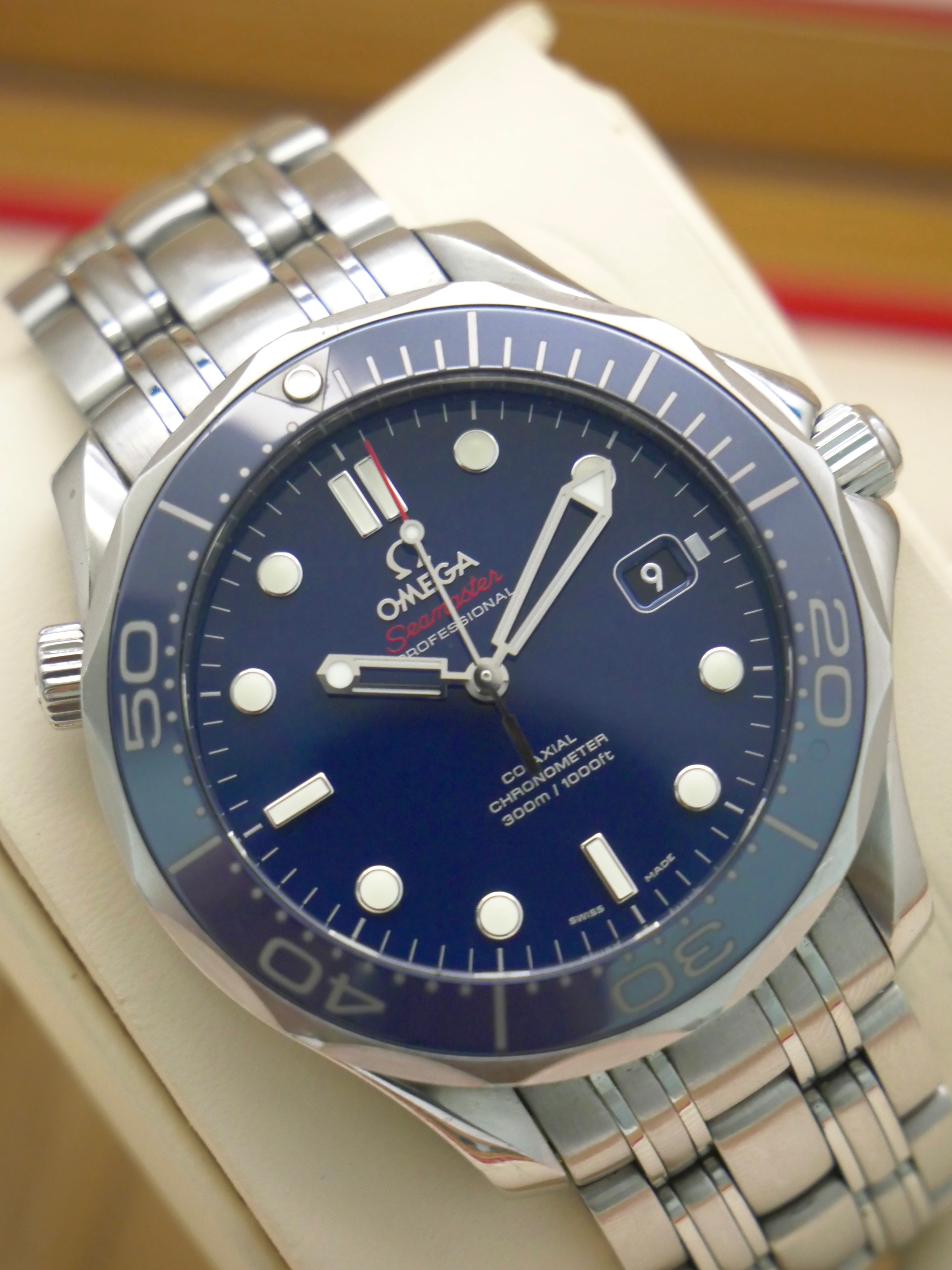 Omega Seamaster 300m