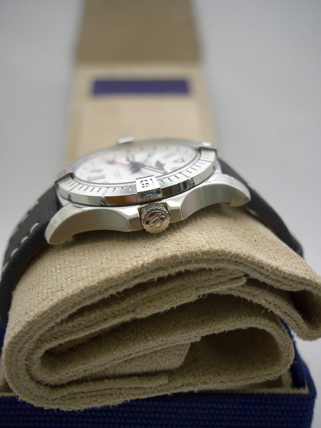 Breitling Avenger