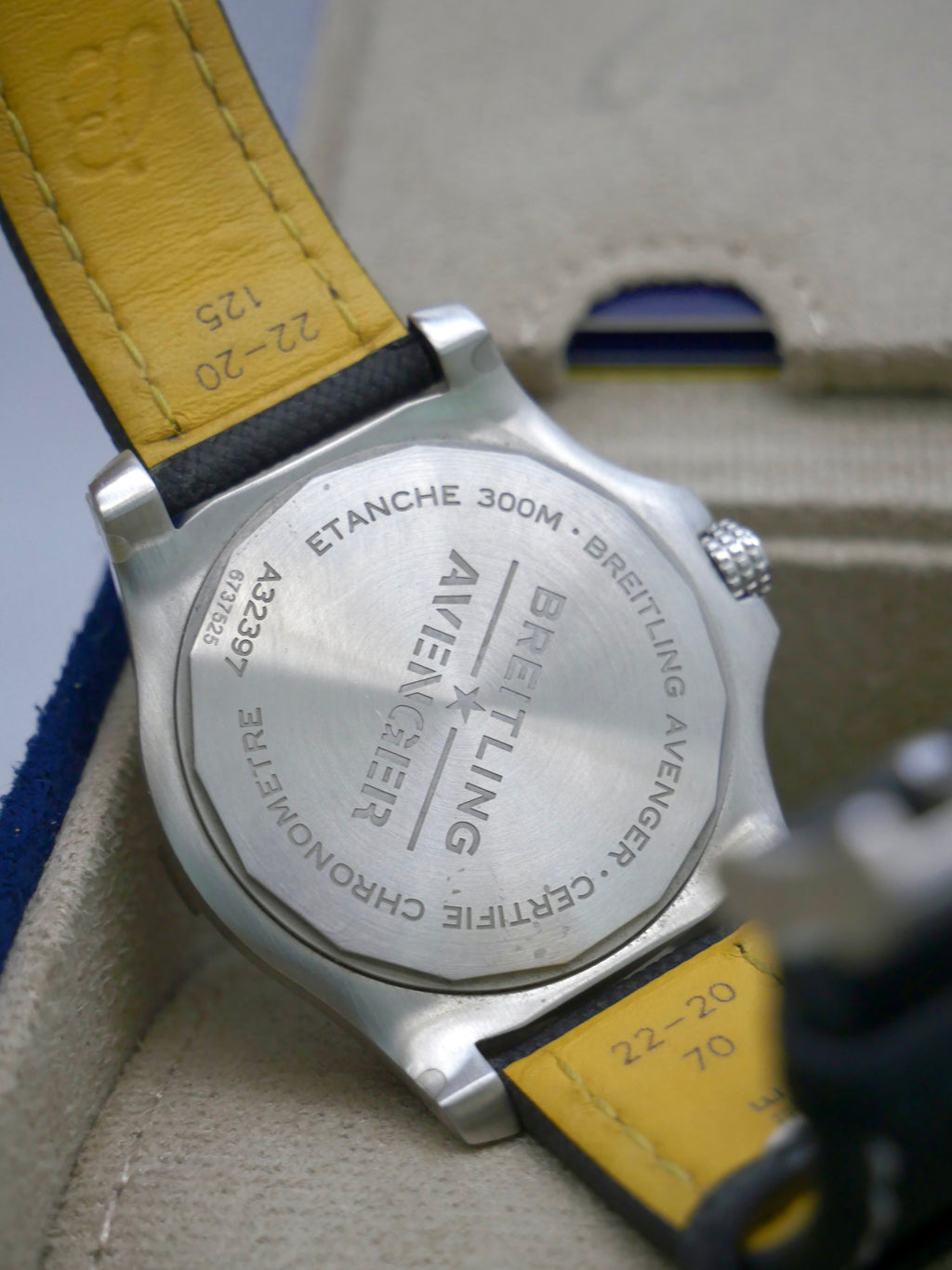 Breitling Avenger