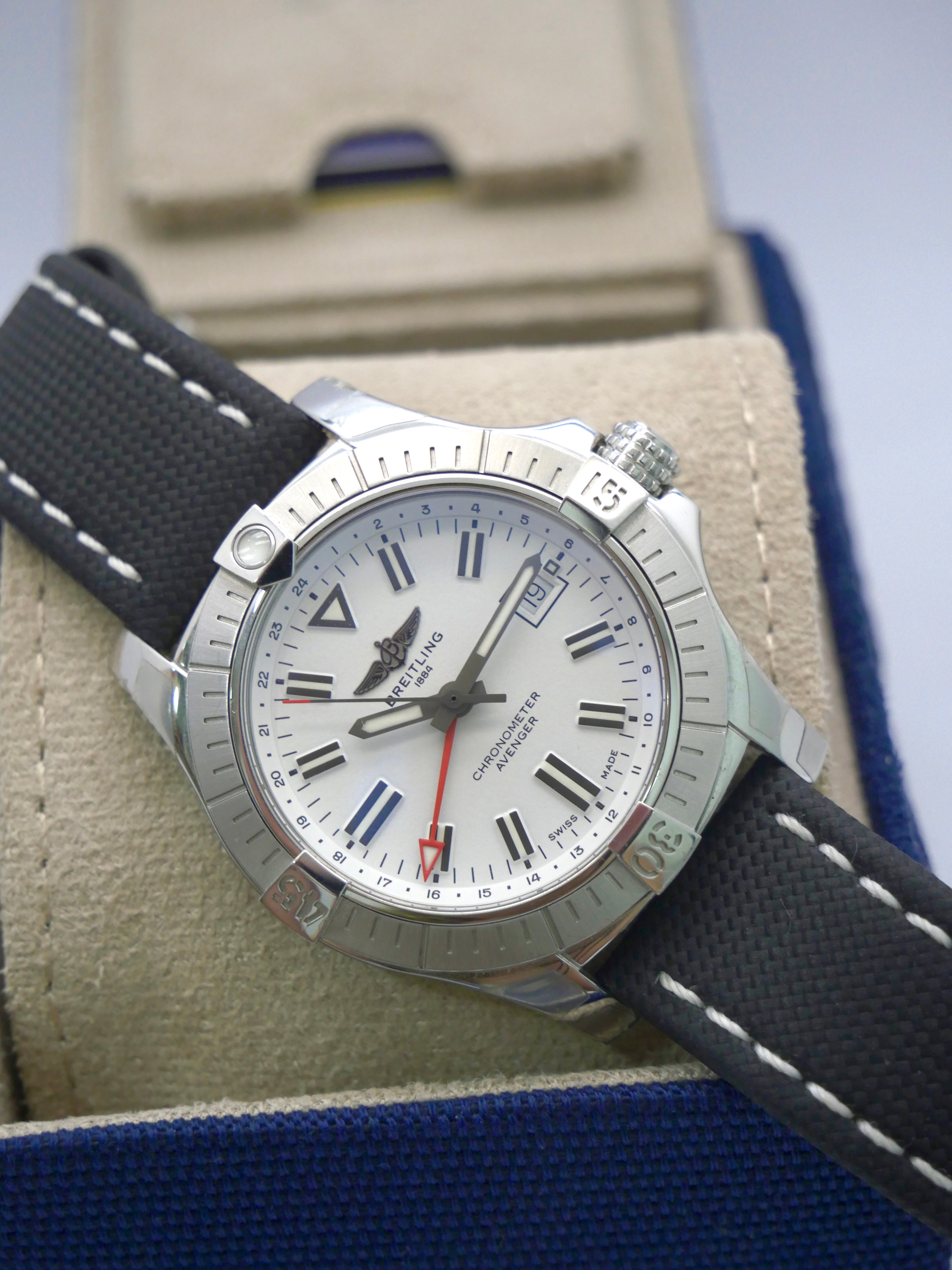 Breitling Avenger