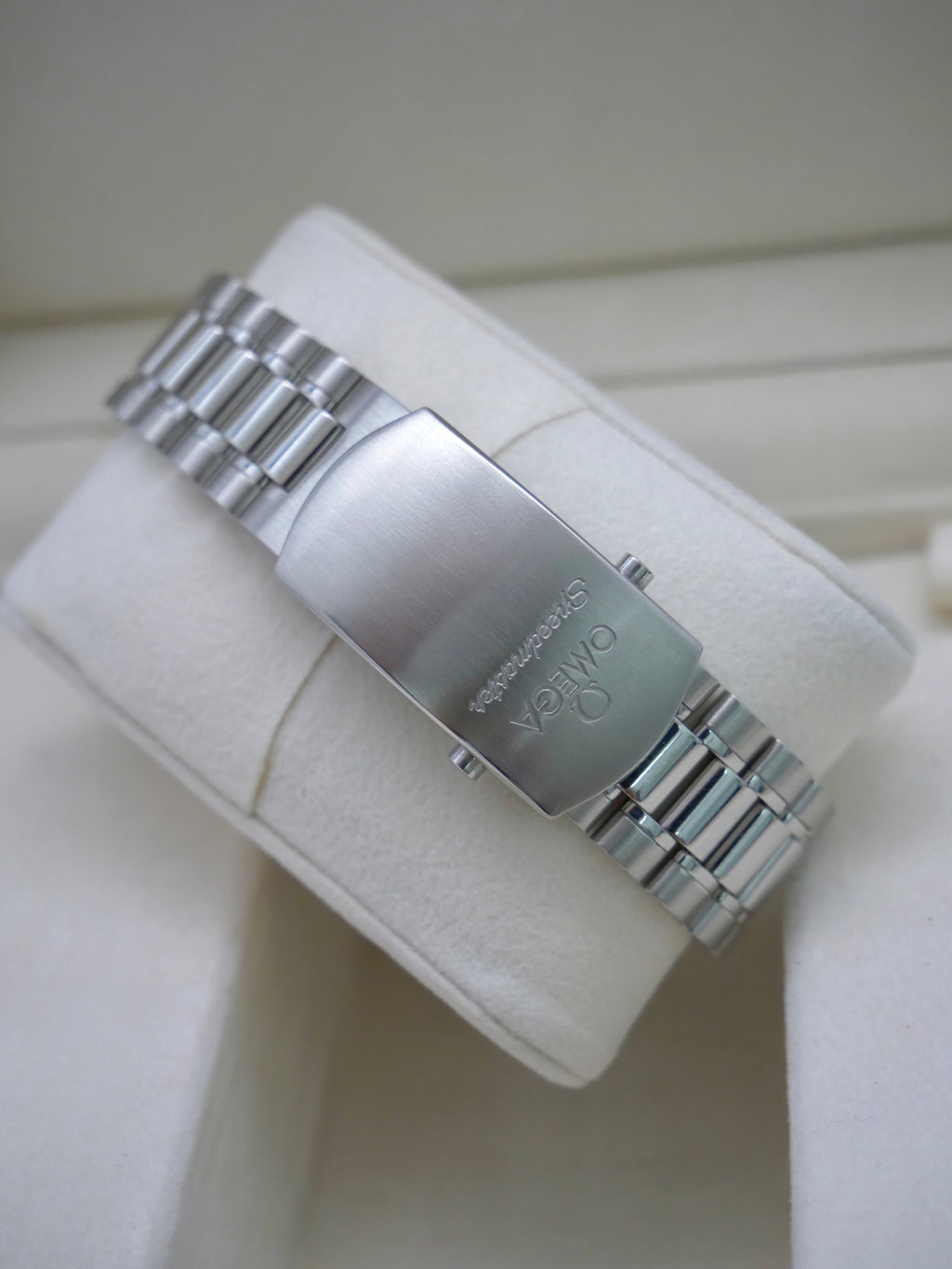 Omega Speedmaster Reduced Safira