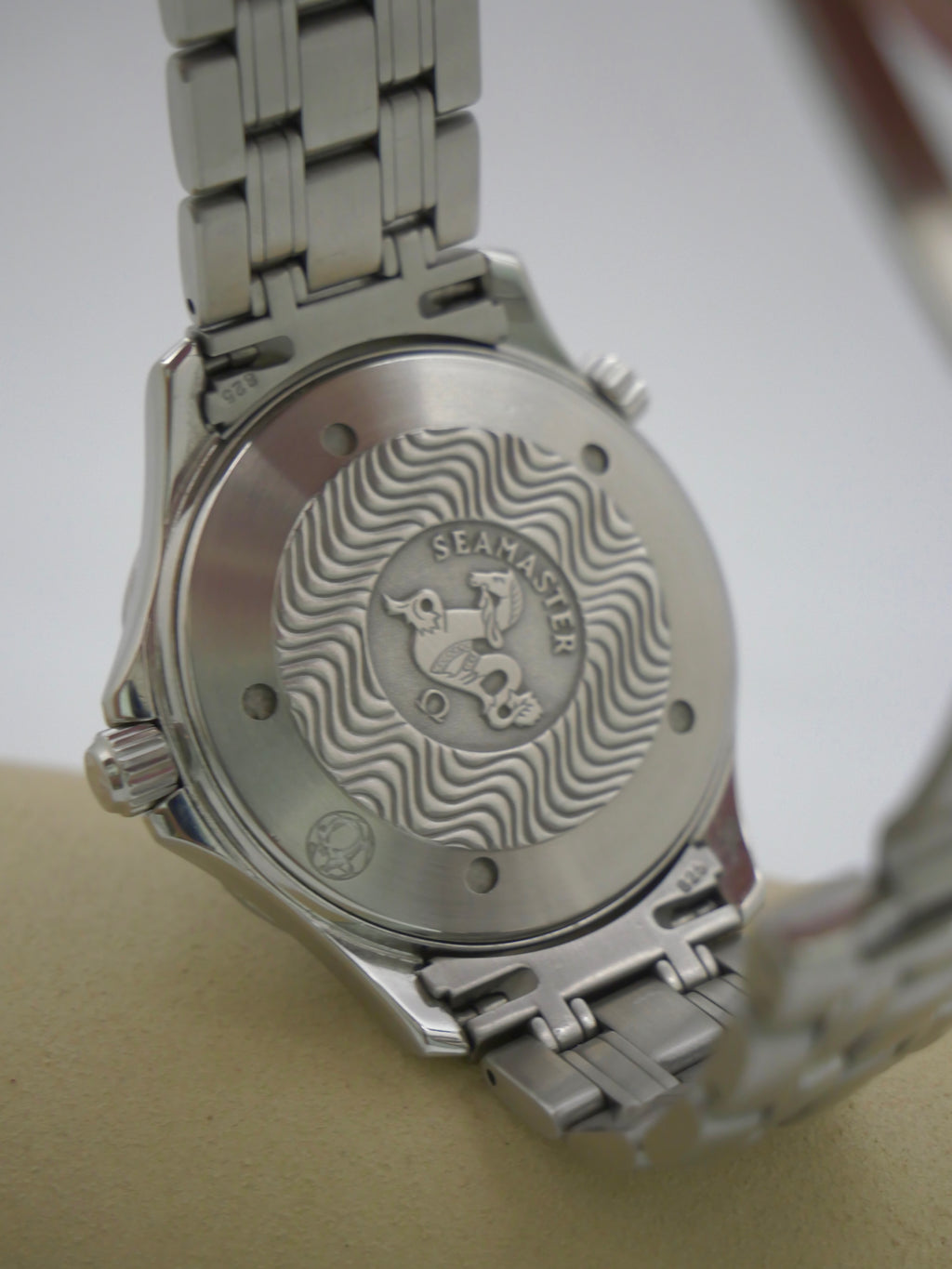 Omega Seamaster 300m