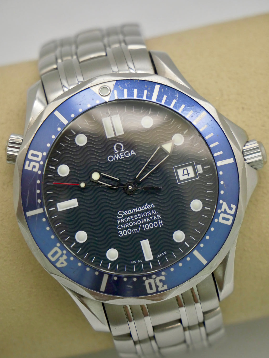 Omega Seamaster 300m