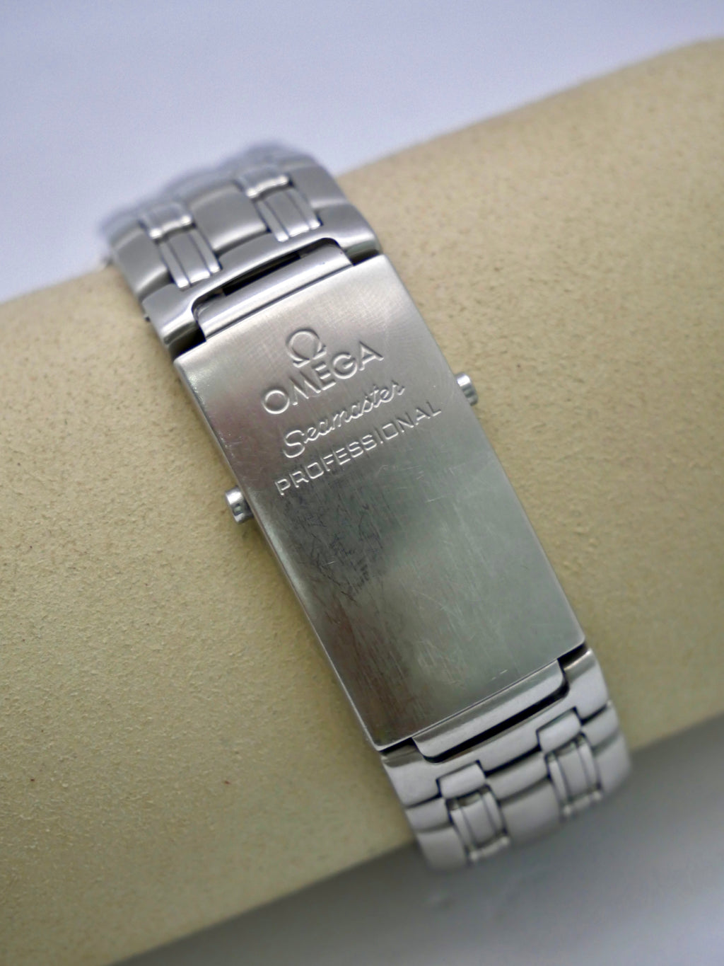 Omega Seamaster 300m