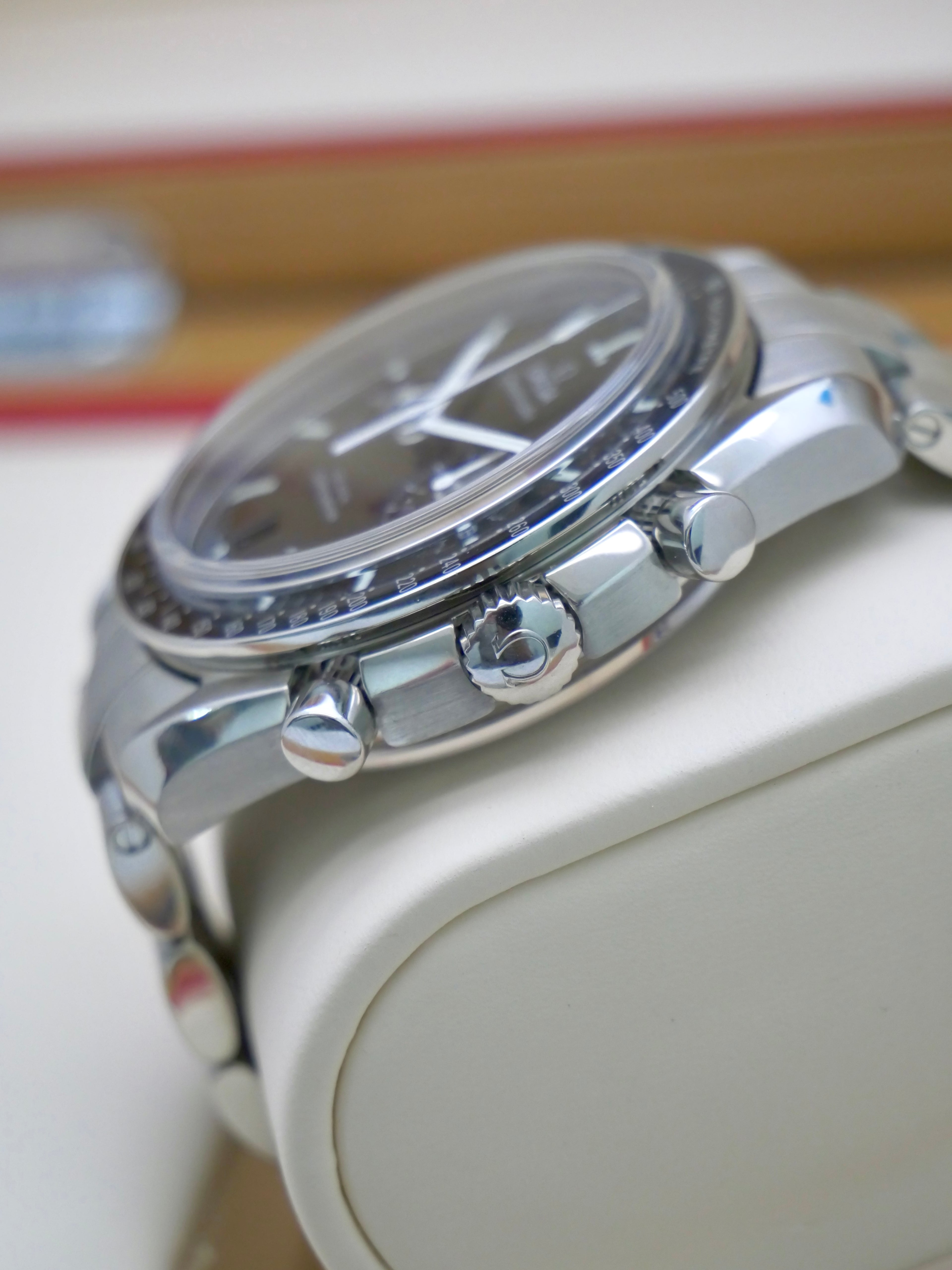 Omega Speedmaster Professional Co-axial
