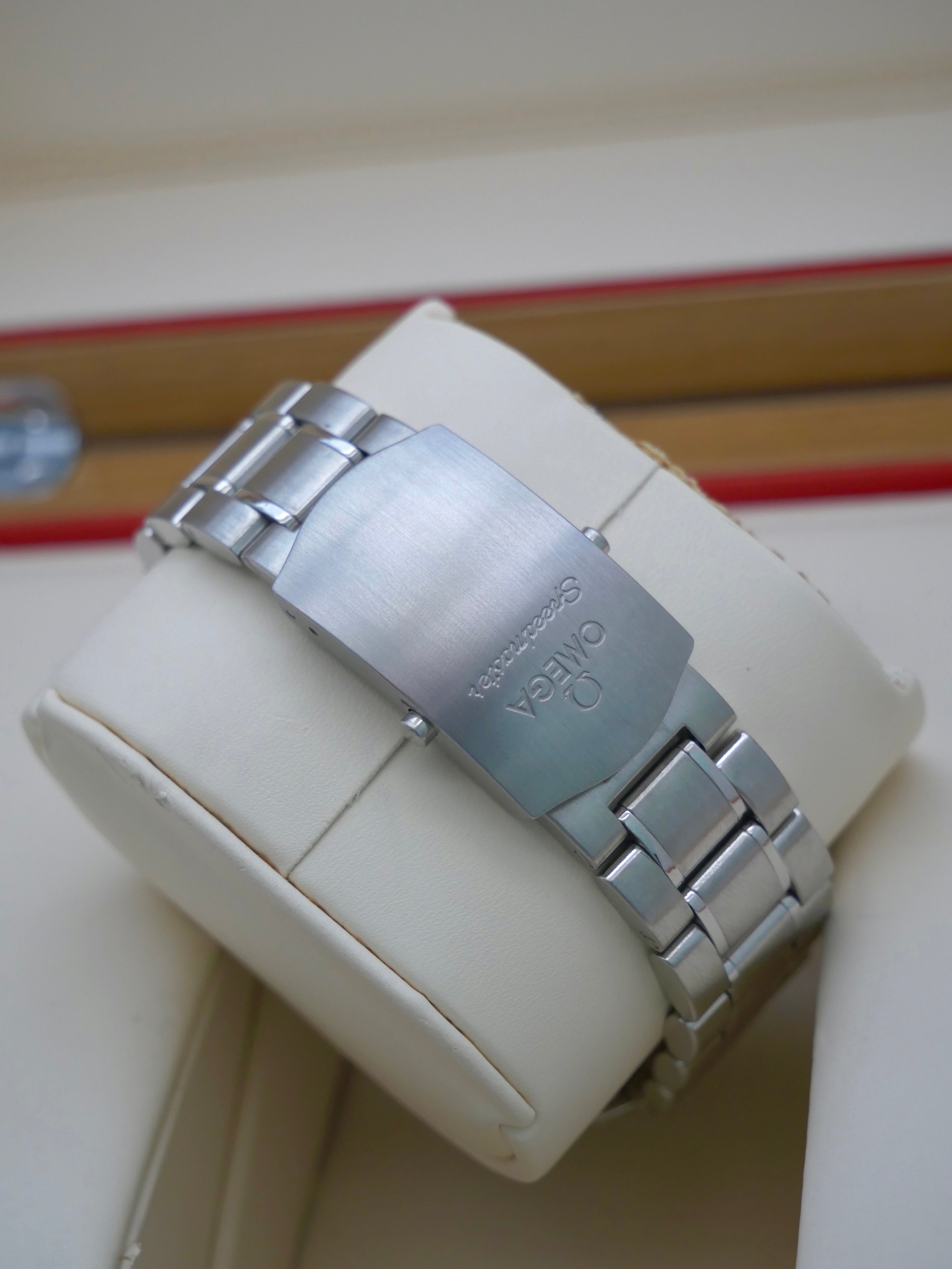 Omega Speedmaster Professional Co-axial