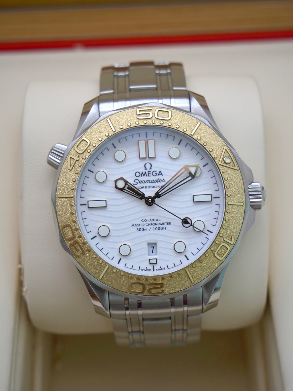 Omega Seamaster Diver 300M Paris