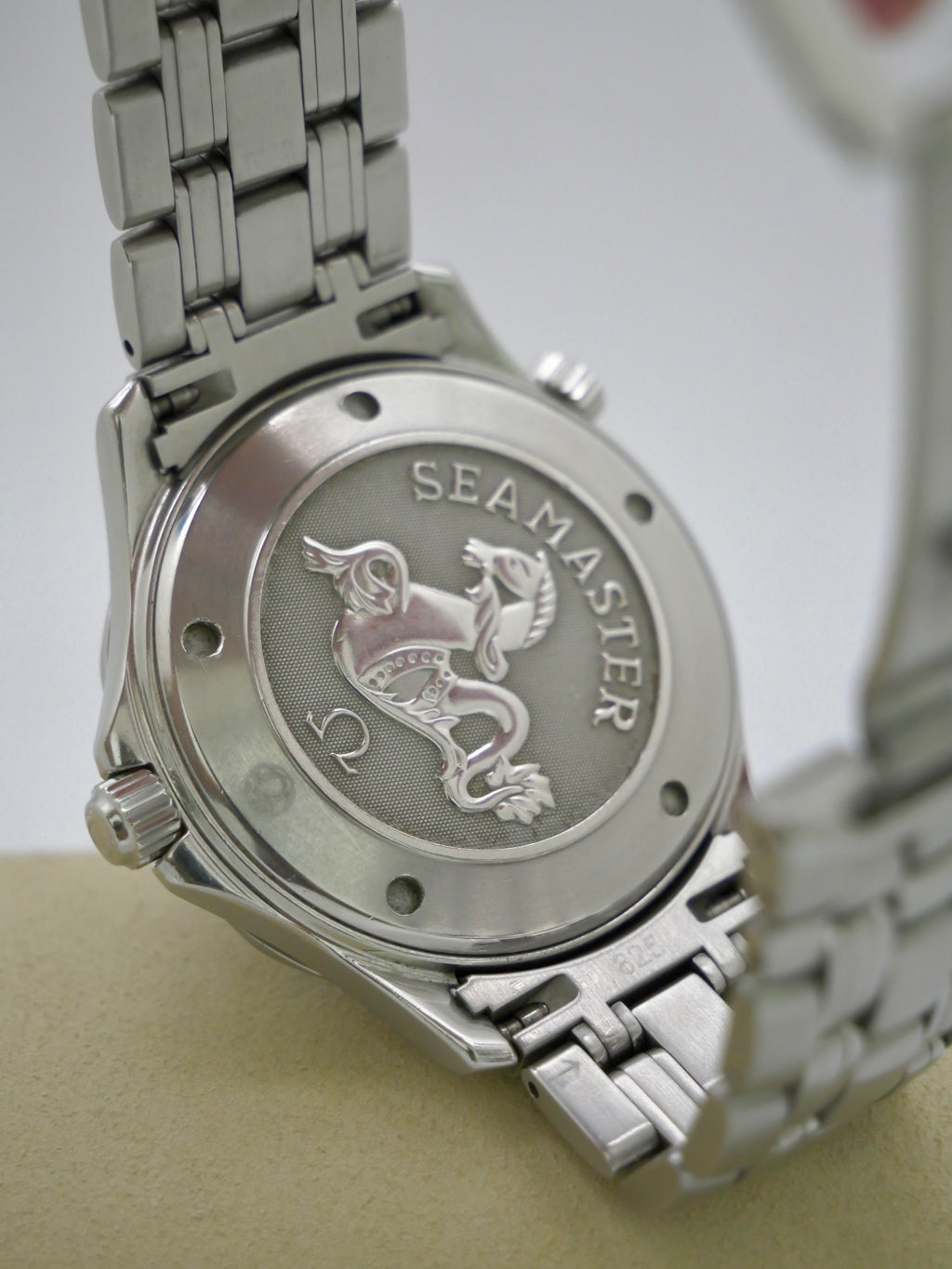 Omega Seamaster 300m