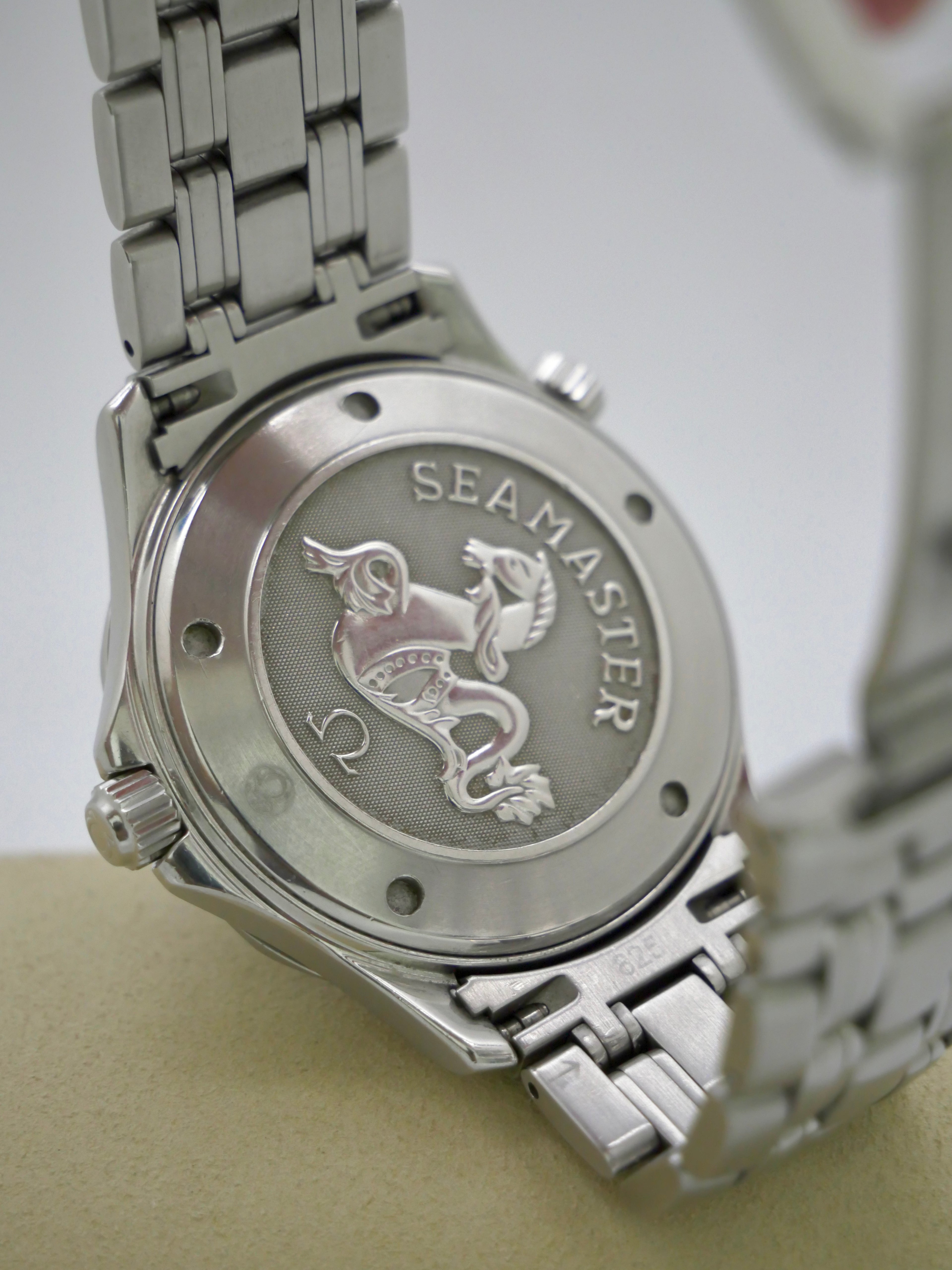 Omega Seamaster 300m