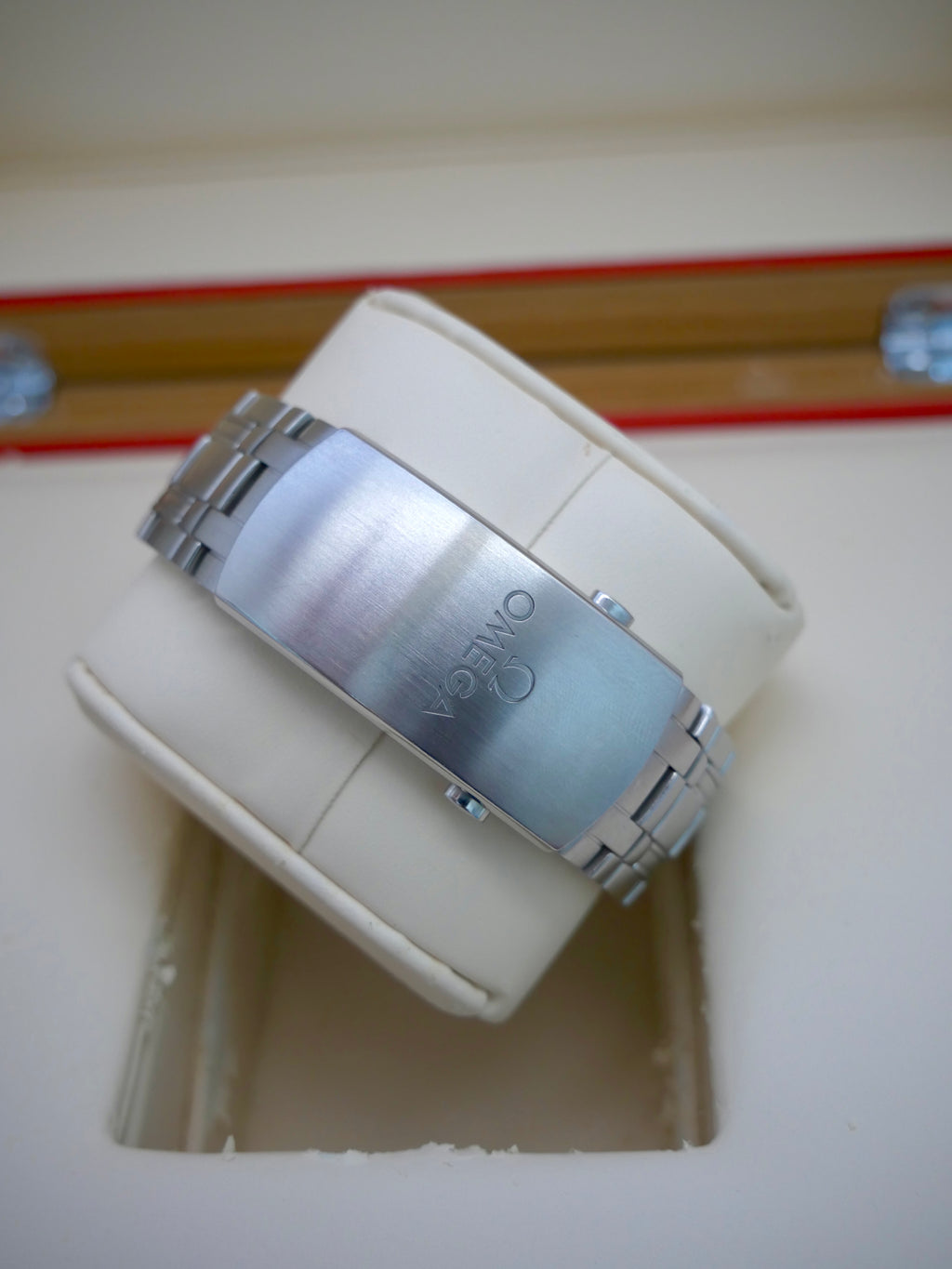 Omega Seamaster 300m