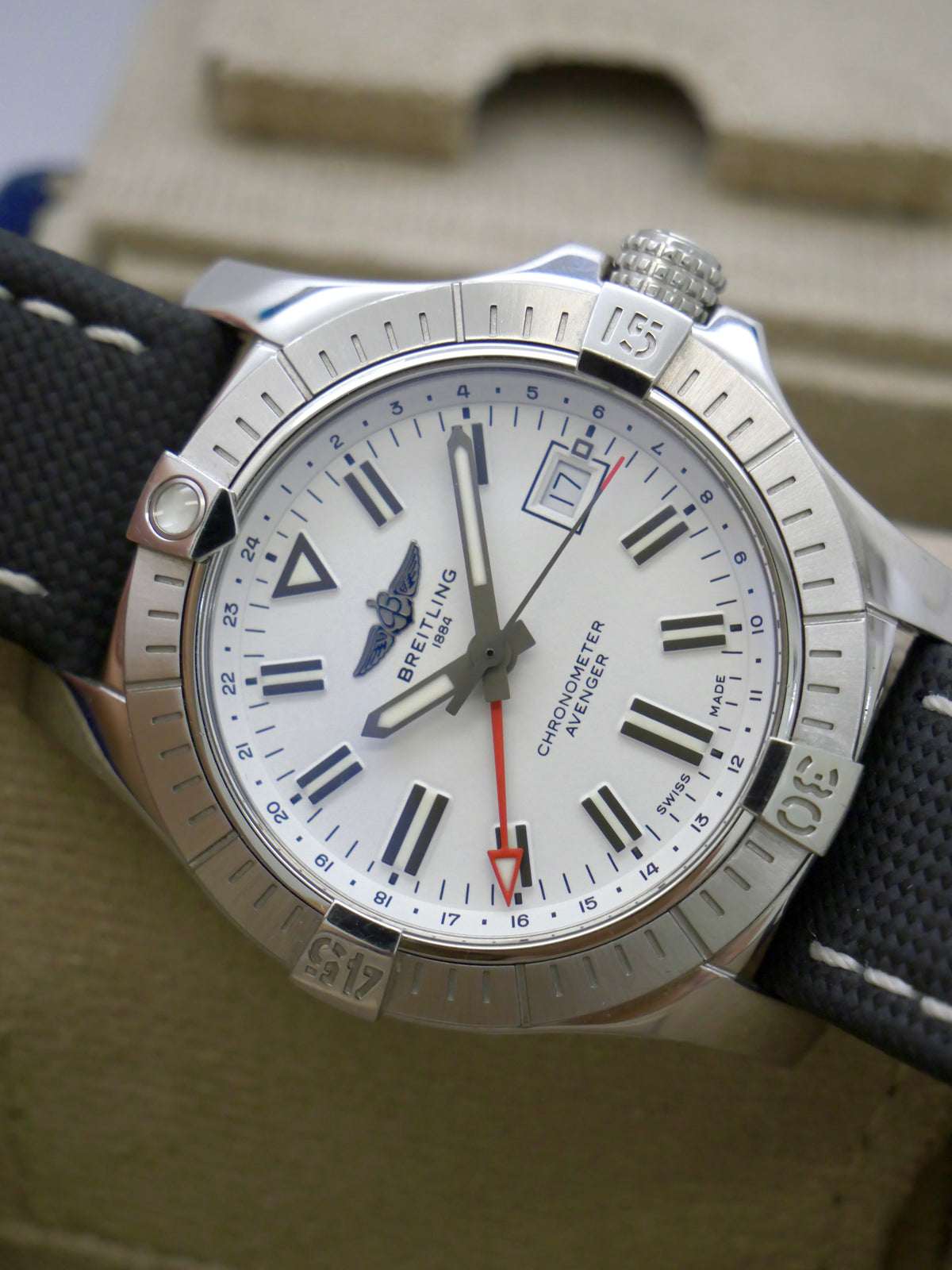 Breitling Avenger