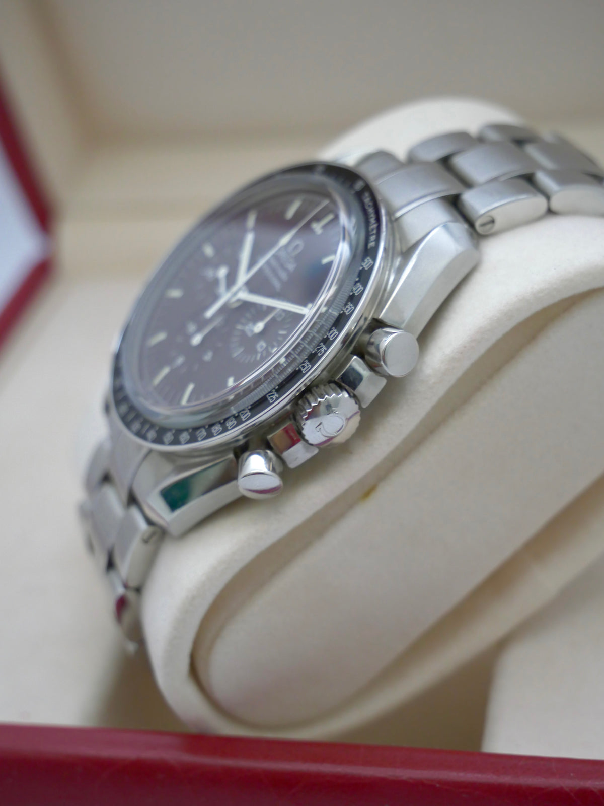 Omega Speedmaster Professional