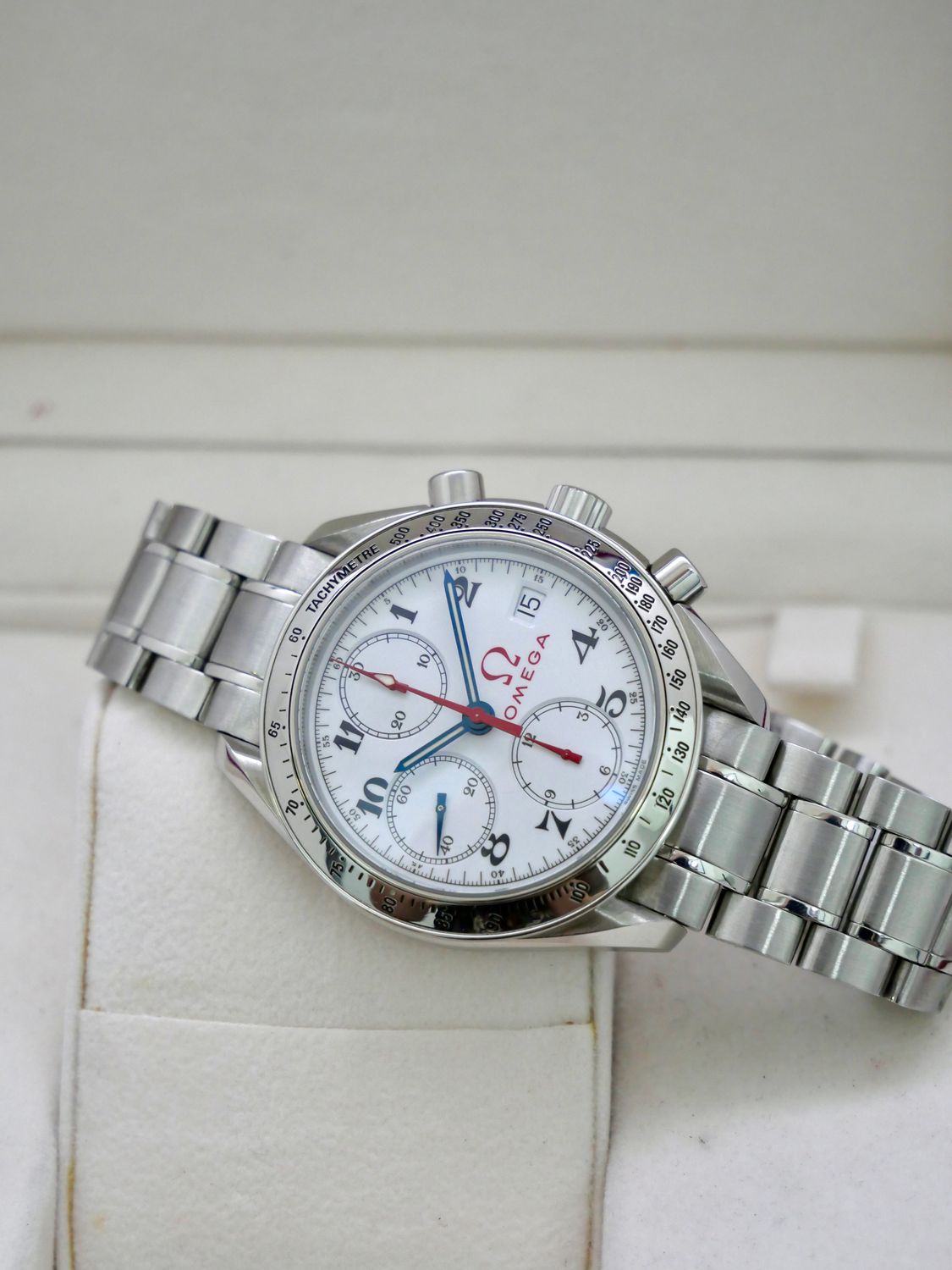 Omega Speedmaster Date