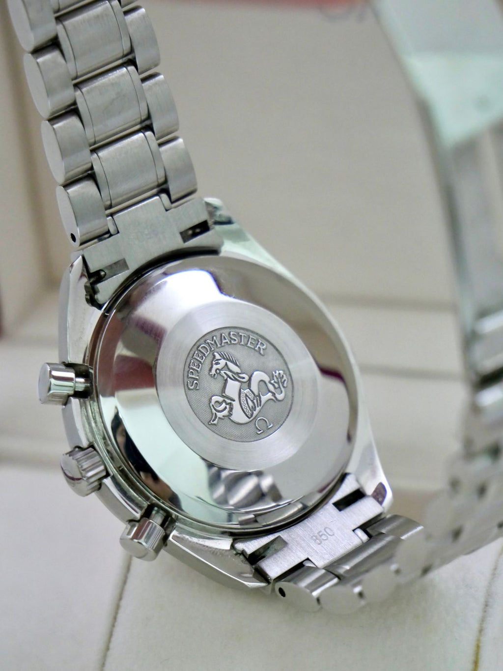Omega Speedmaster Date