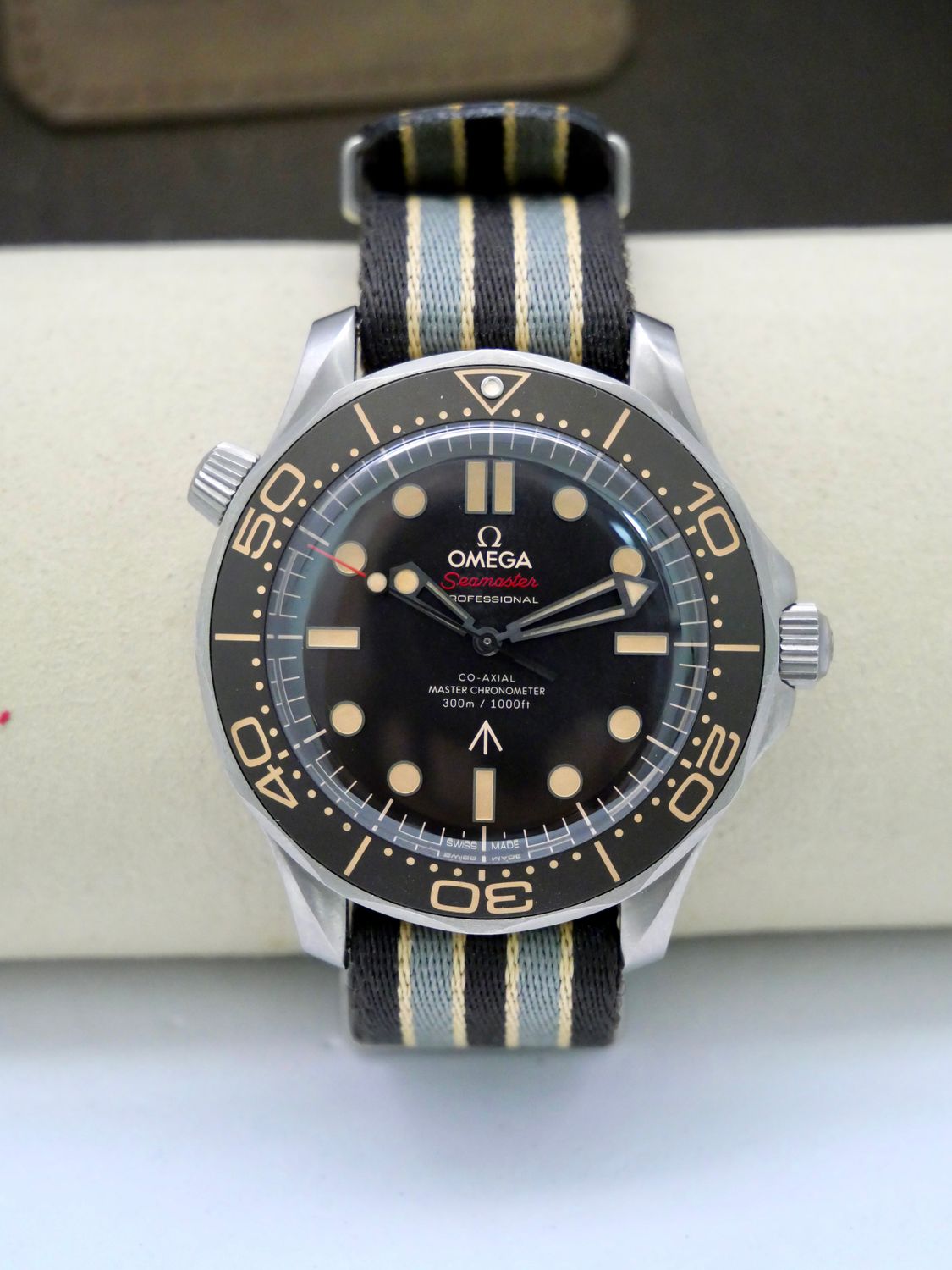 Omega Seamaster 300m 007