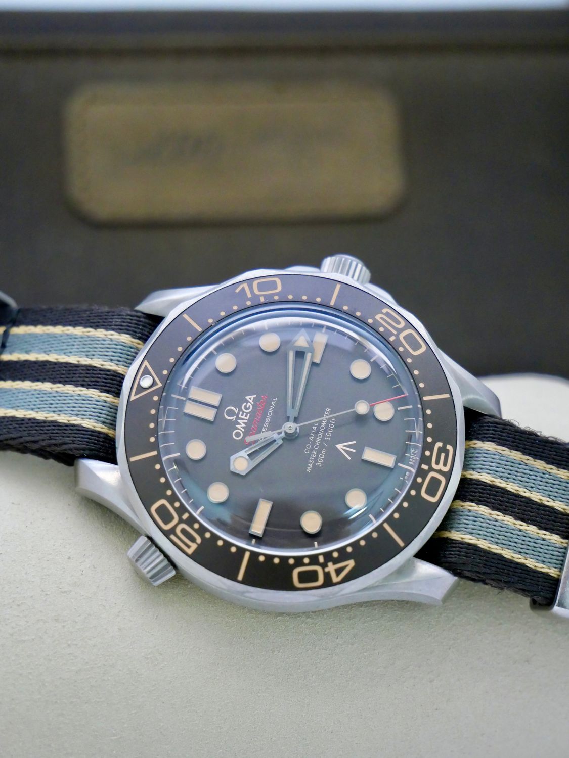 Omega Seamaster 300m 007